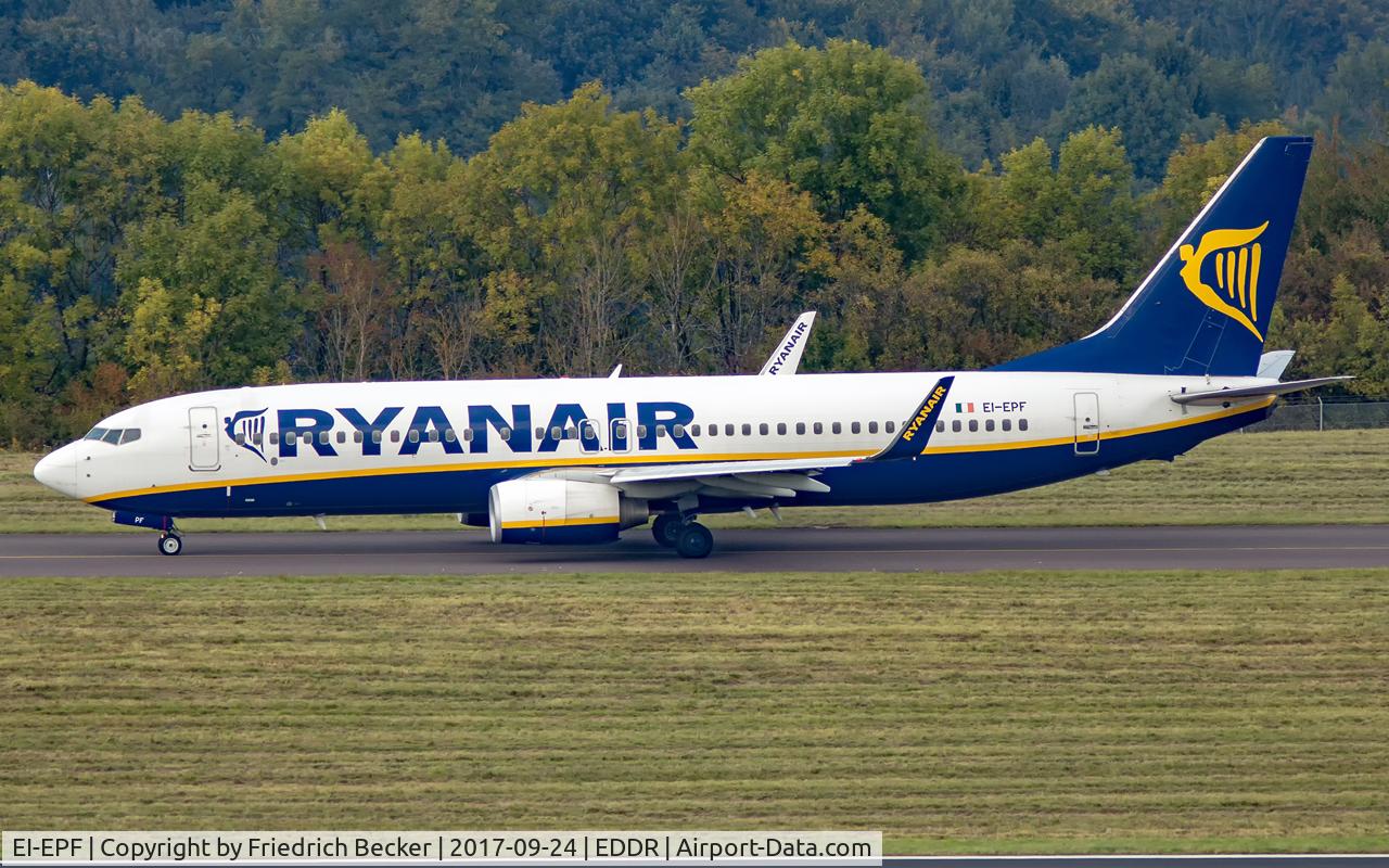 EI-EPF, 2011 Boeing 737-8AS C/N 40309, taxying to the active
