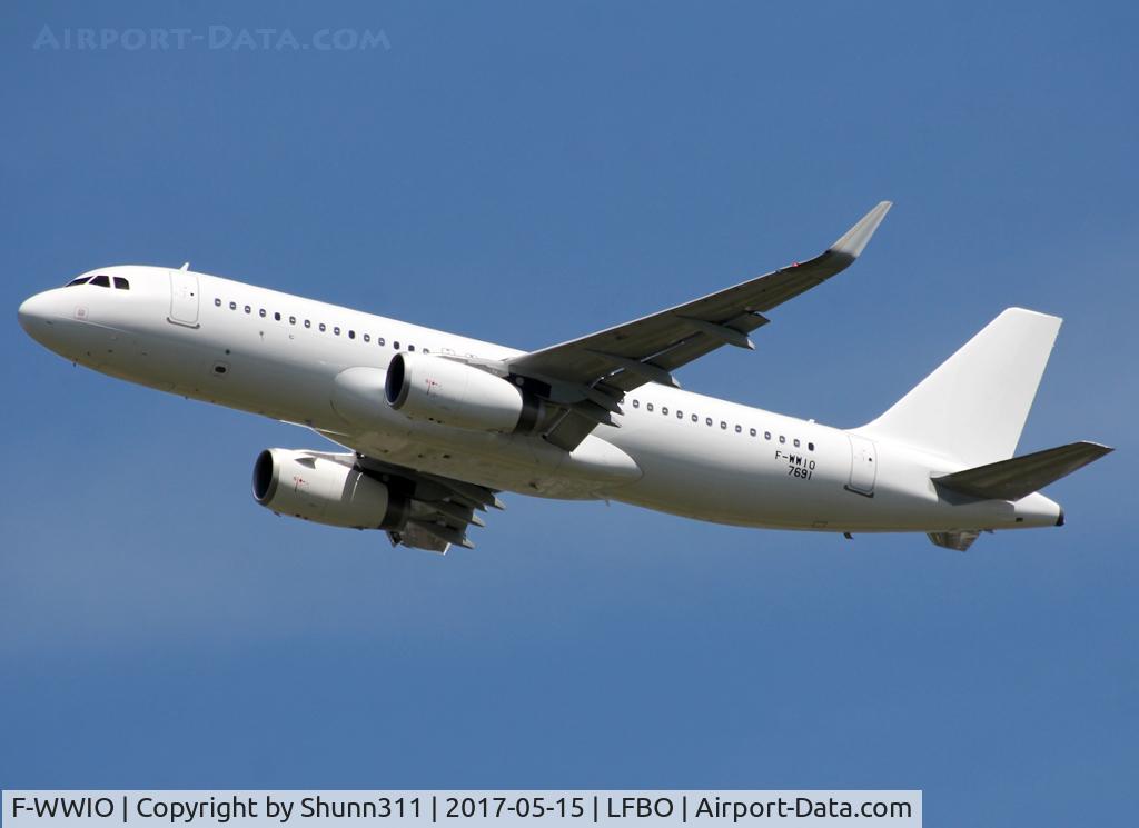 F-WWIO, 2017 Airbus A320-232 C/N 7691, C/n 7691 - For JetSmart... Vueling Airlines ntu