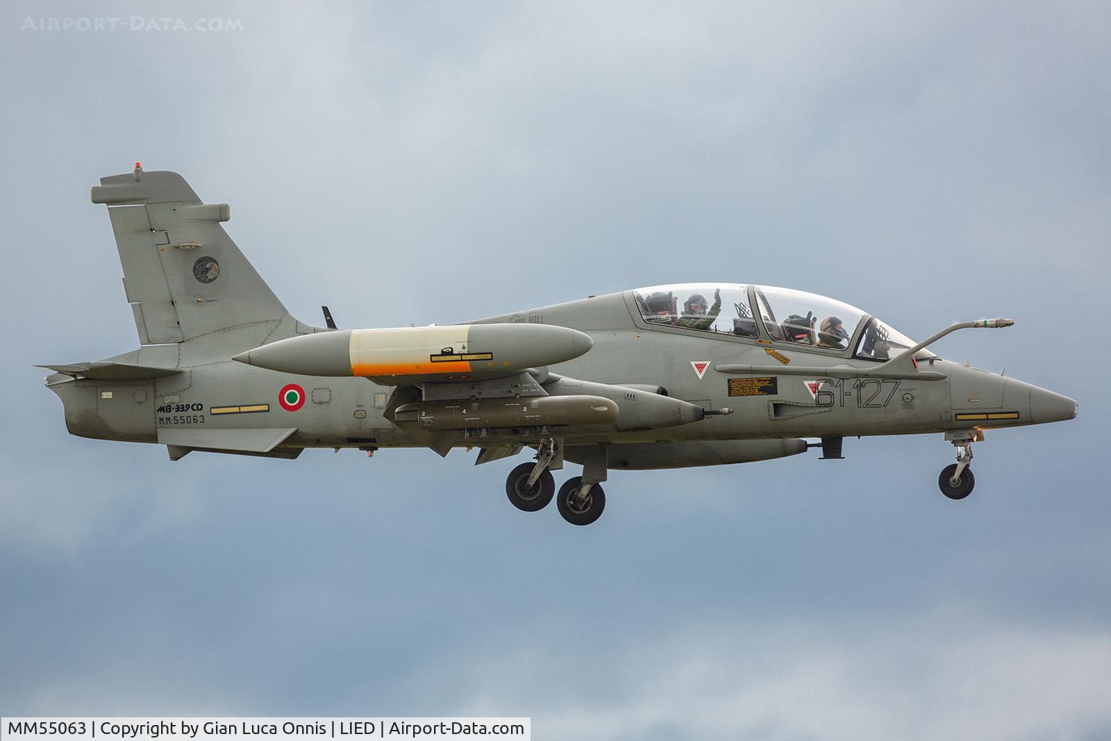 MM55063, Aermacchi MB-339CD C/N 6861/193/CD002, LANDING 35L