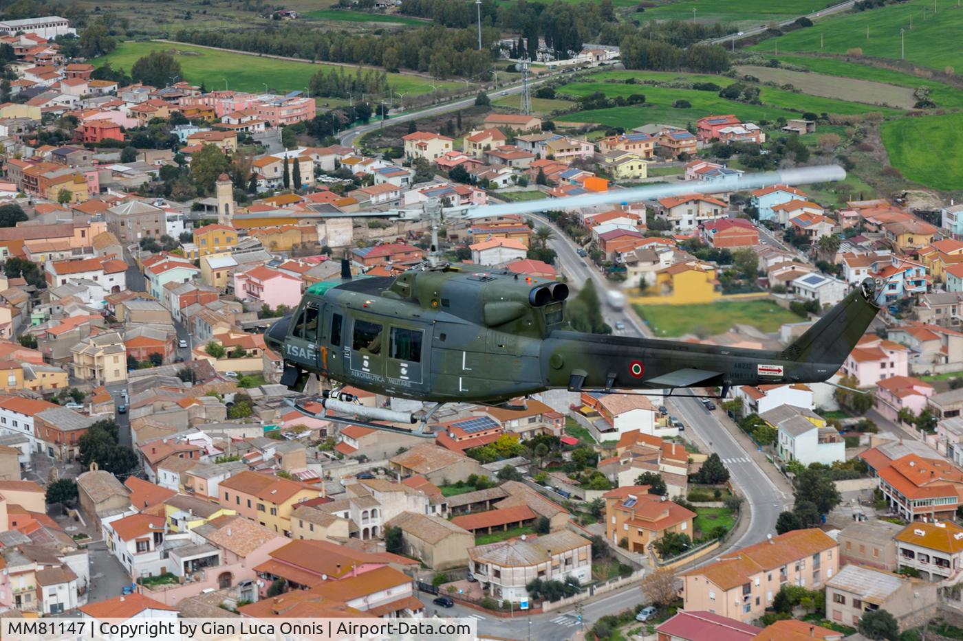 MM81147, Agusta AB-212AM C/N 5804, AIR TO AIR