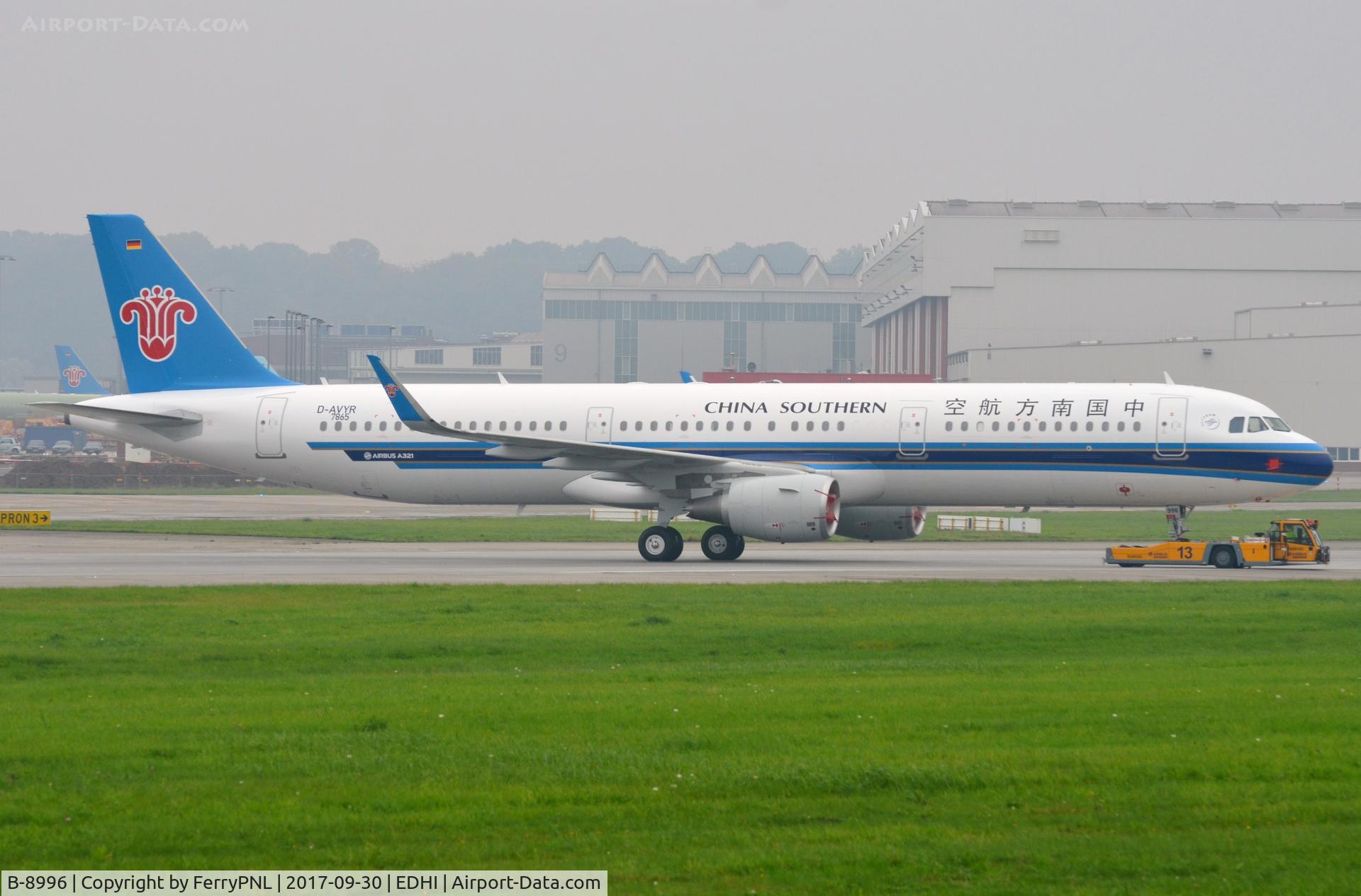 B-8996, 2017 Airbus A321-211 C/N 7865, China Southern A321 under tow in XFW with test reg D-AVYR prior delivery in XFW