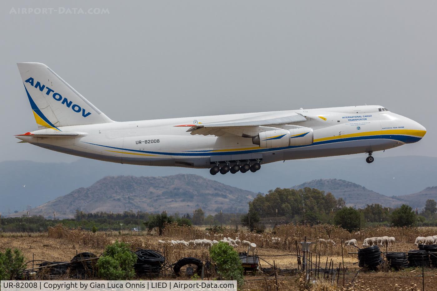 UR-82008, 1986 Antonov An-124-100M Ruslan C/N 19530501006, LANDING 17L