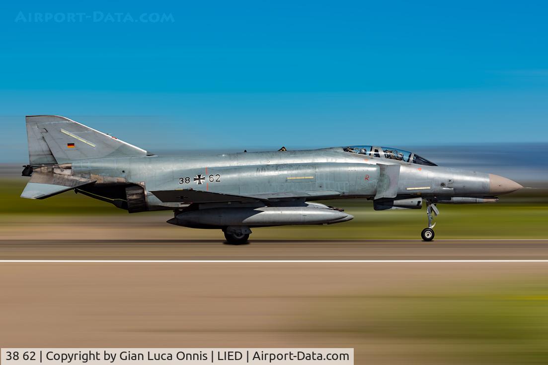 38 62, 1974 McDonnell Douglas F-4F Phantom II C/N 4779, LANDING 17L
