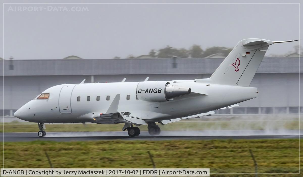 D-ANGB, 2002 Bombardier Challenger 604 (CL-600-2B16) C/N 5541, Bombardier Challenger 604 (CL-600-2B16)