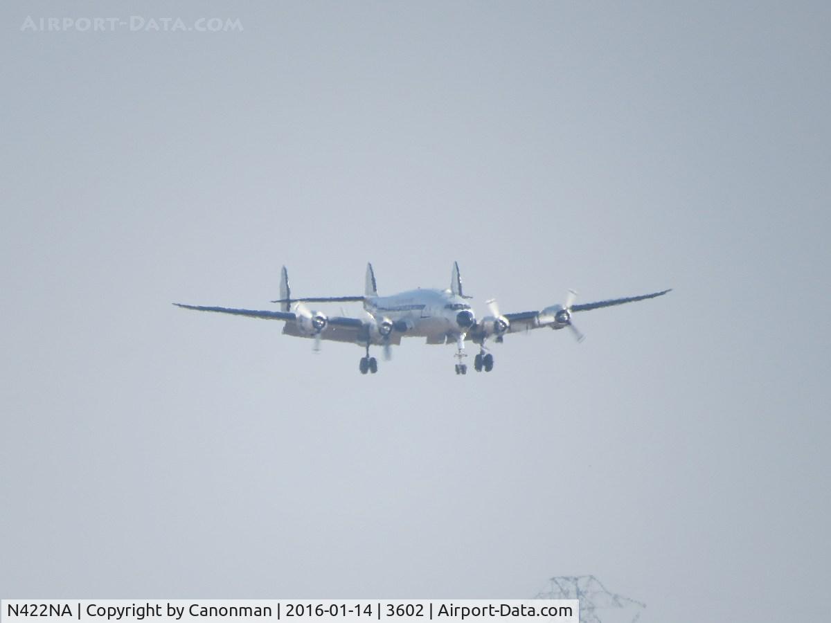 N422NA, 1948 Lockheed C-121A Constellation C/N 48-613 (2605), Landing