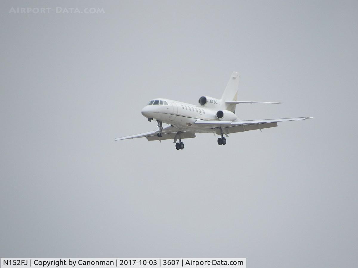 N152FJ, 1984 Dassault Falcon 50 C/N 152, Landing