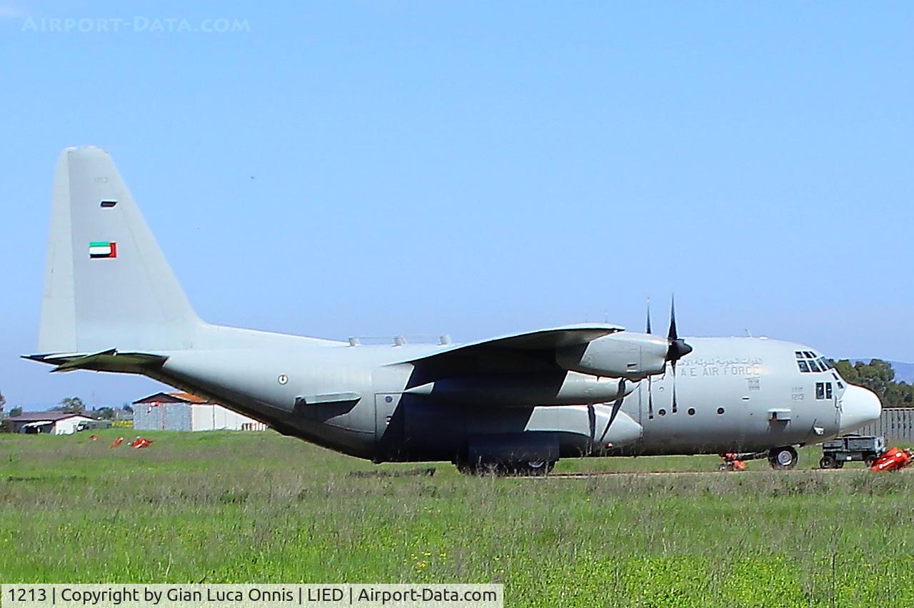 1213, 1981 Lockheed C-130H Hercules C/N 382-4879, STARTUP