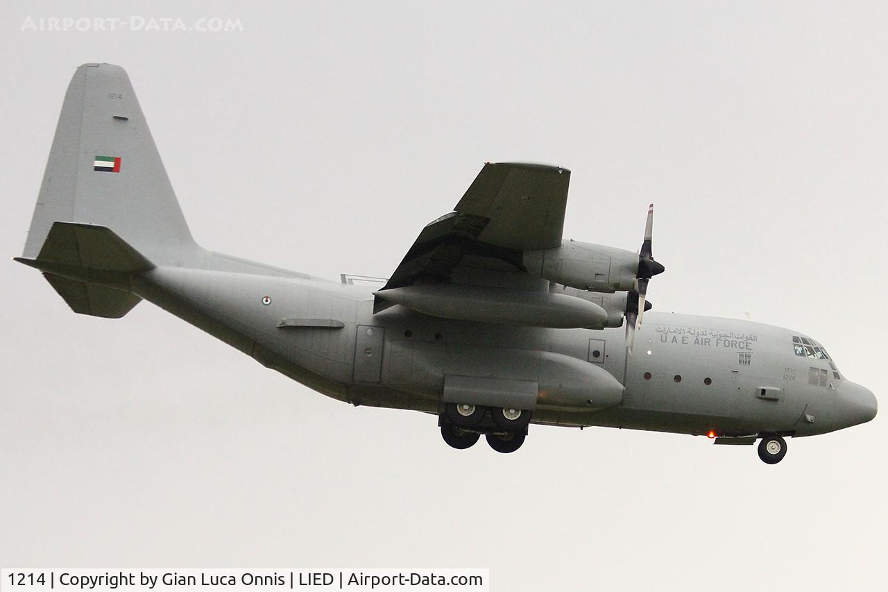 1214, 1991 Lockheed C-130H Hercules C/N 382-4882, LANDING 35R