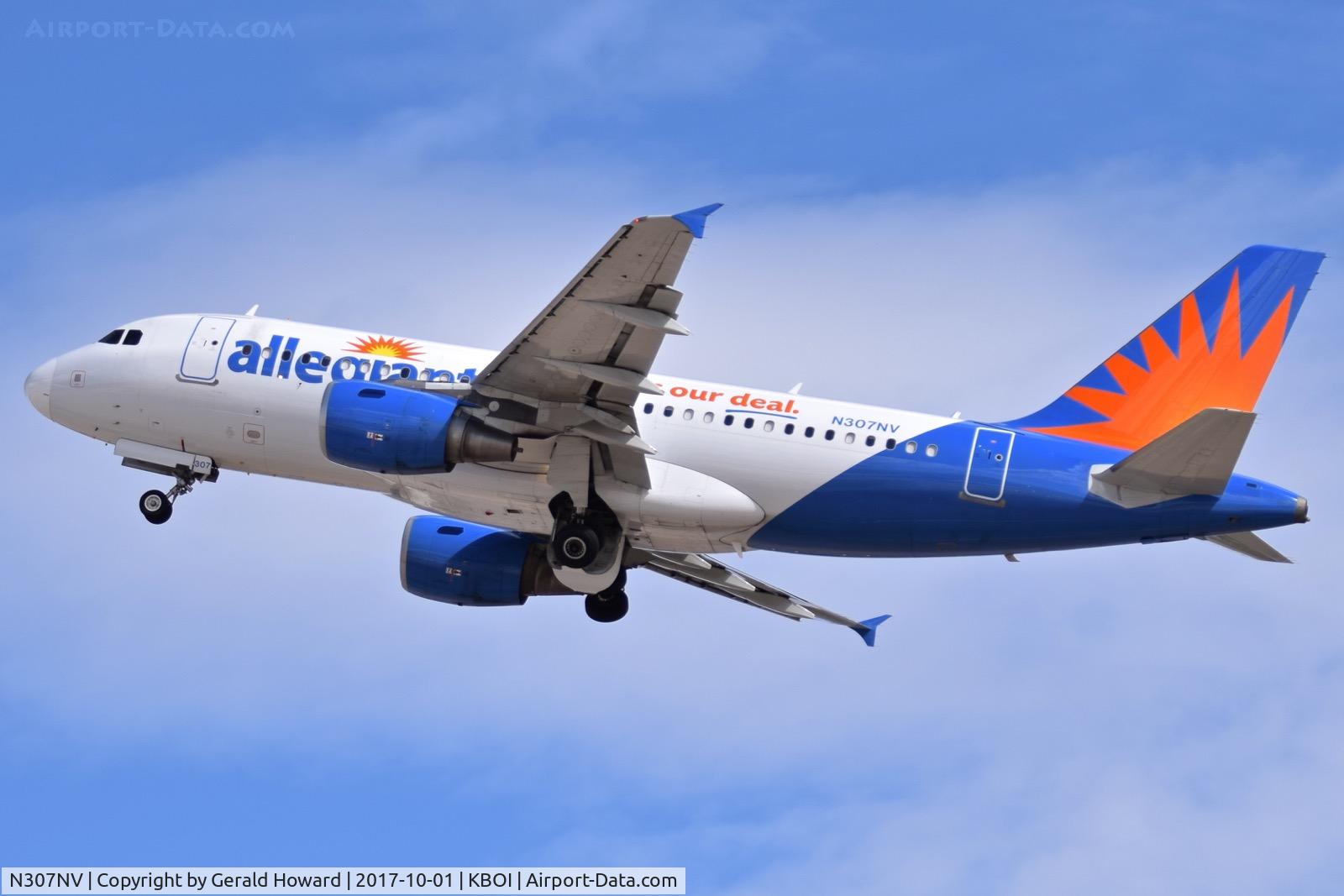 N307NV, 2005 Airbus A319-111 C/N 2427, Departing RWY 28L.