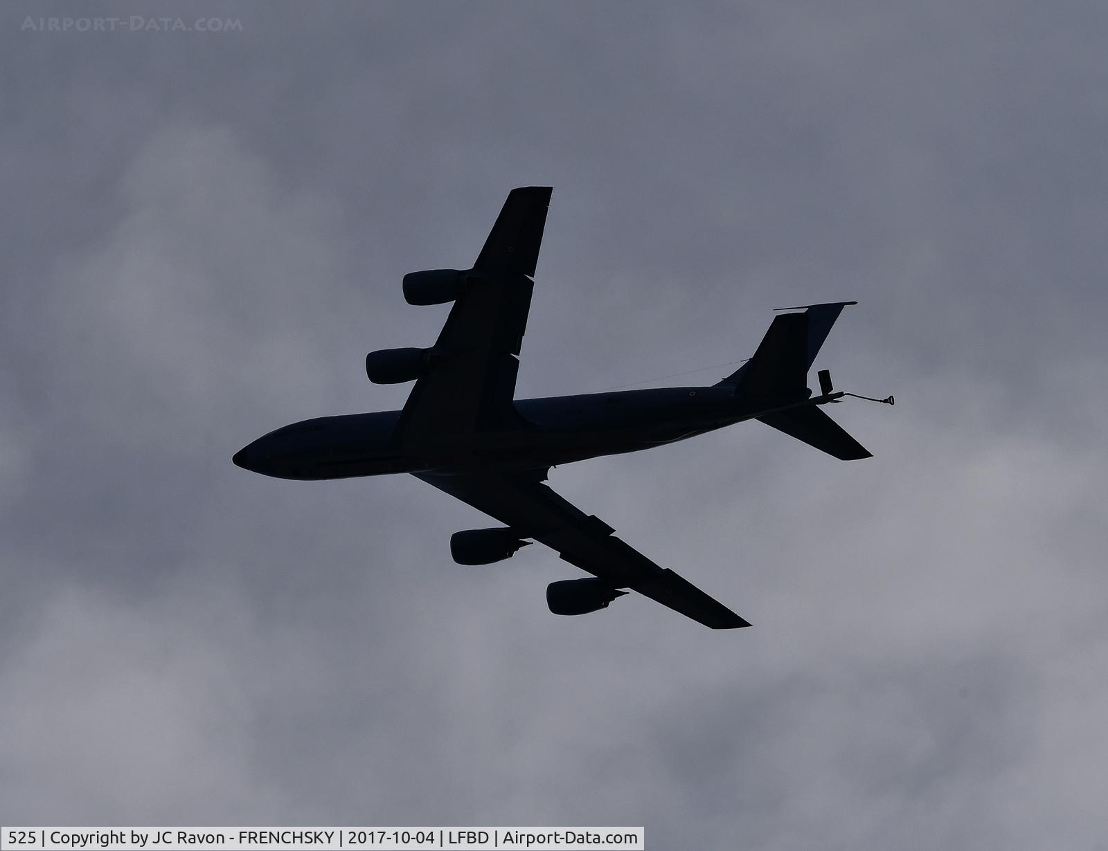 525, 1963 Boeing C-135FR Stratotanker C/N 18508, France Air Force take off runway 05