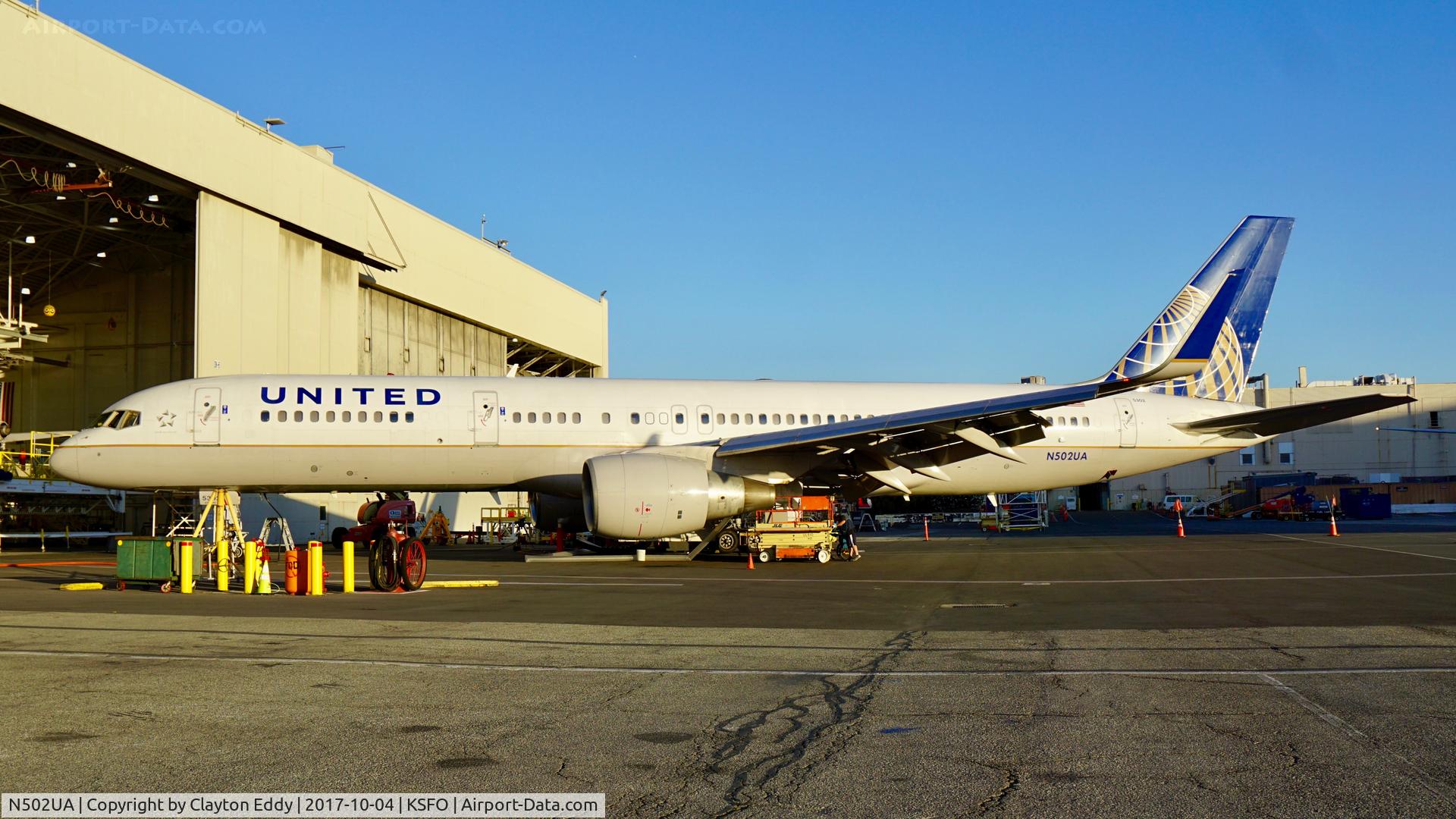 N502UA, 1989 Boeing 757-222 C/N 24623, SFO 2017.