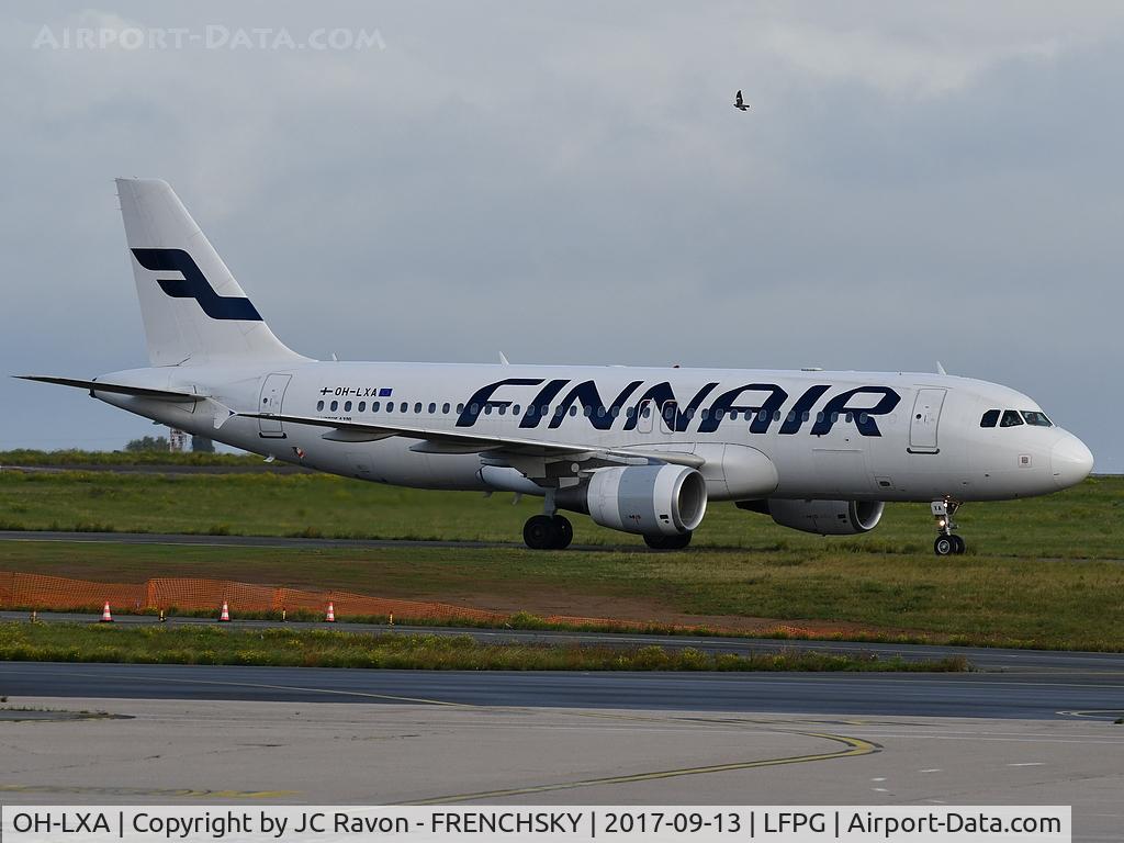 OH-LXA, 2001 Airbus A320-214 C/N 1405, near CDG terminal 1, Finnair from Helsinki (HEL)