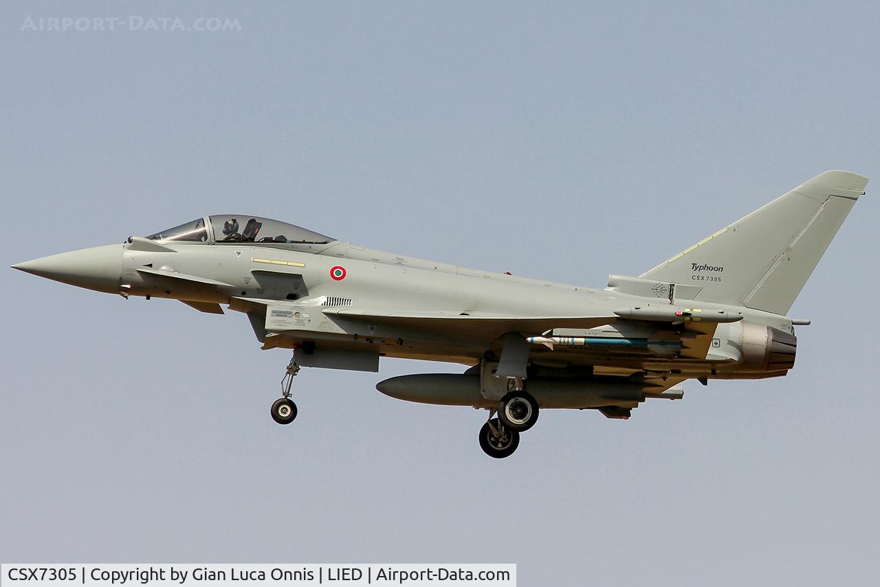 CSX7305, Eurofighter EF-2000 Typhoon S C/N csx7305, LANDING