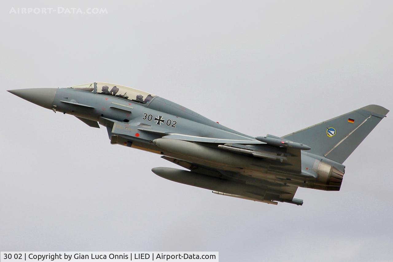 30 02, Eurofighter EF-2000 Typhoon T C/N 009/GT002, TAKEOFF