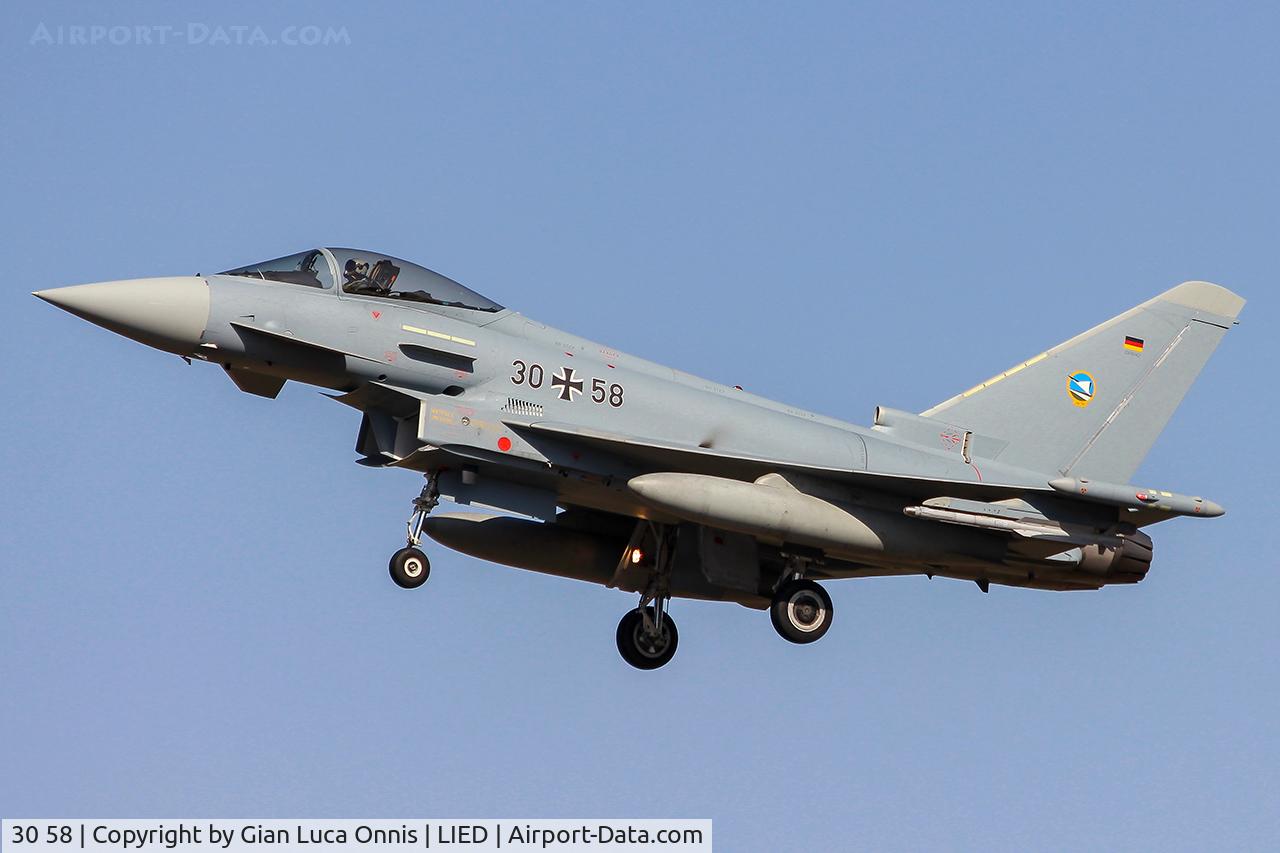 30 58, Eurofighter EF-2000 Typhoon S C/N GS042, LANDING