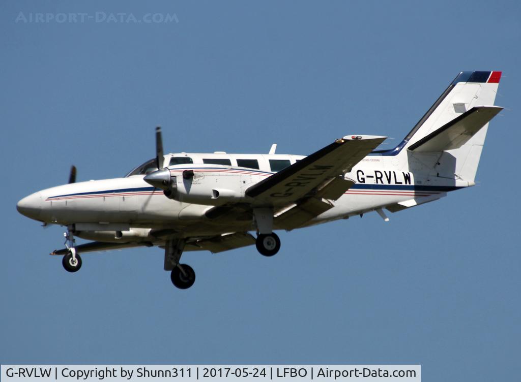 G-RVLW, 1990 Reims F406 Caravan II C/N F406-0052, Landing rwy 32L