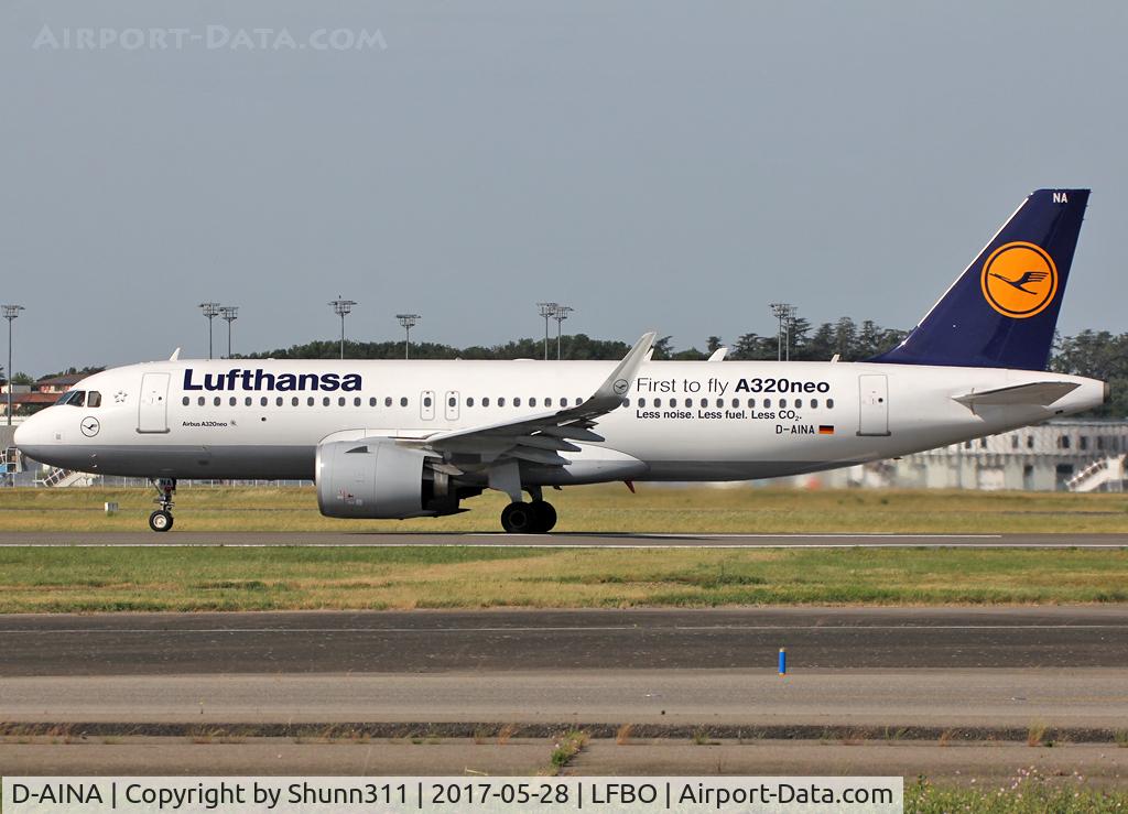 D-AINA, 2015 Airbus A320-271N C/N 6801, Ready for take off from rwy 14L