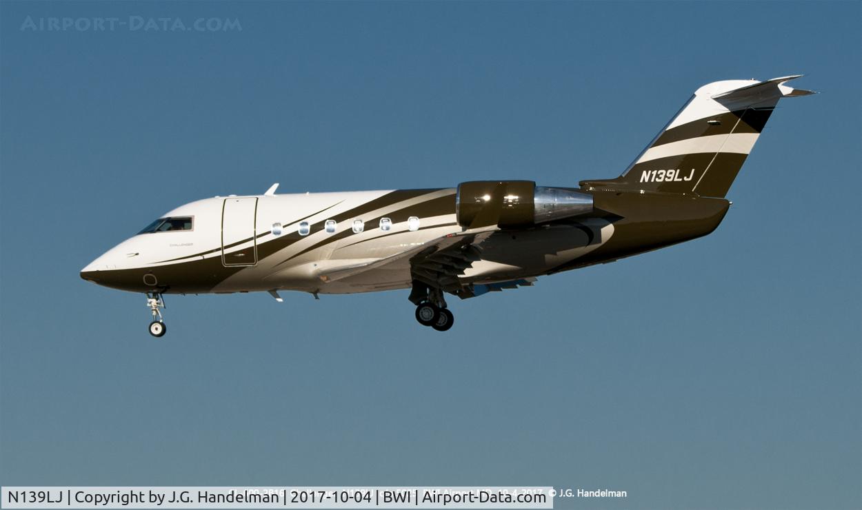 N139LJ, 1988 Canadair Challenger 601-3A (CL-600-2B16) C/N 5025, To 33L.