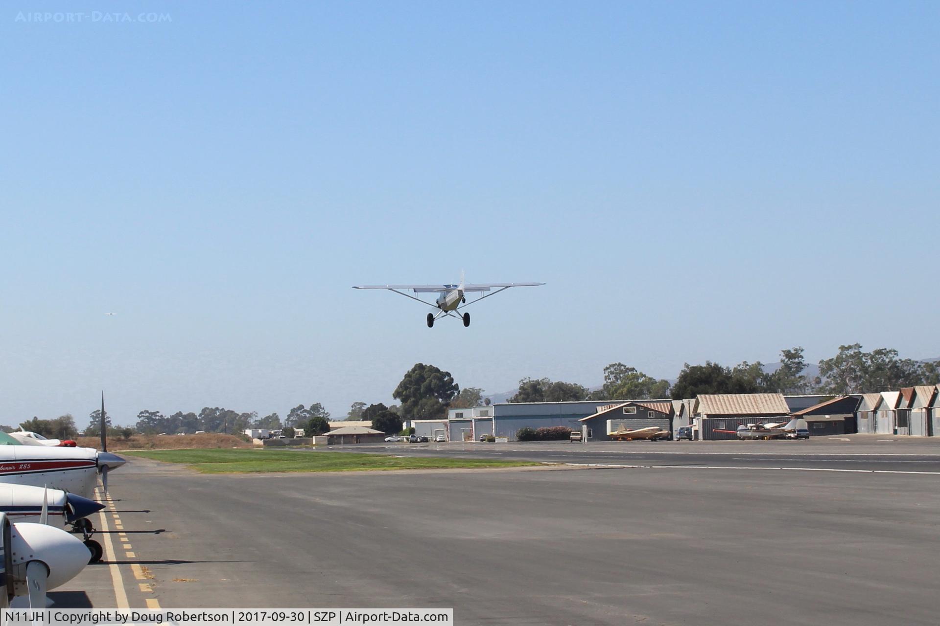 N11JH, 2016 Cub Crafters CC11-160 Carbon Cub SS C/N CC11-00415, 2016 CubCrafters CC11-160 CARBON CUB SS, Titan OX-340CC 160 Hp, on final for Rwy 22L grass