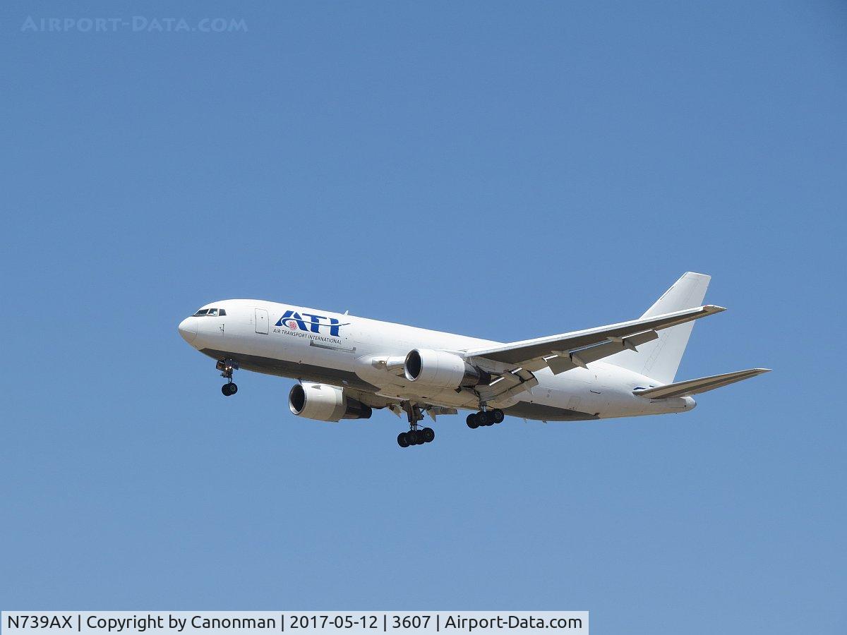 N739AX, 1982 Boeing 767-232 C/N 22216, Landing