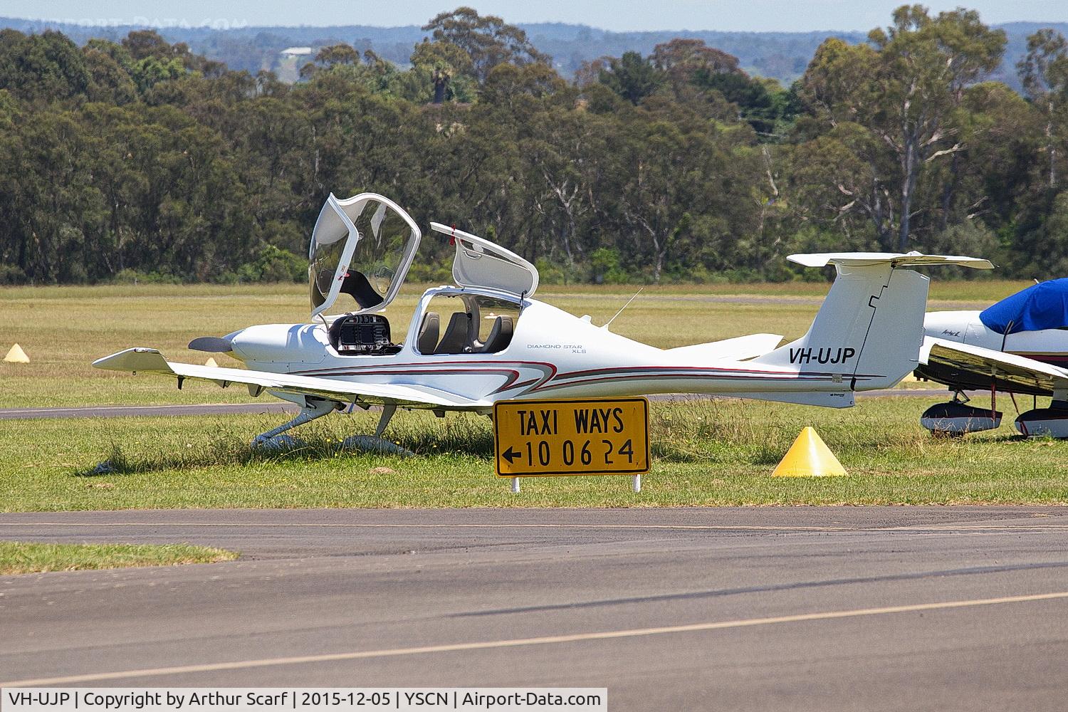 VH-UJP, 2008 Diamond DA-40 Diamond Star C/N 40.995, Camden NSW Dec 2015