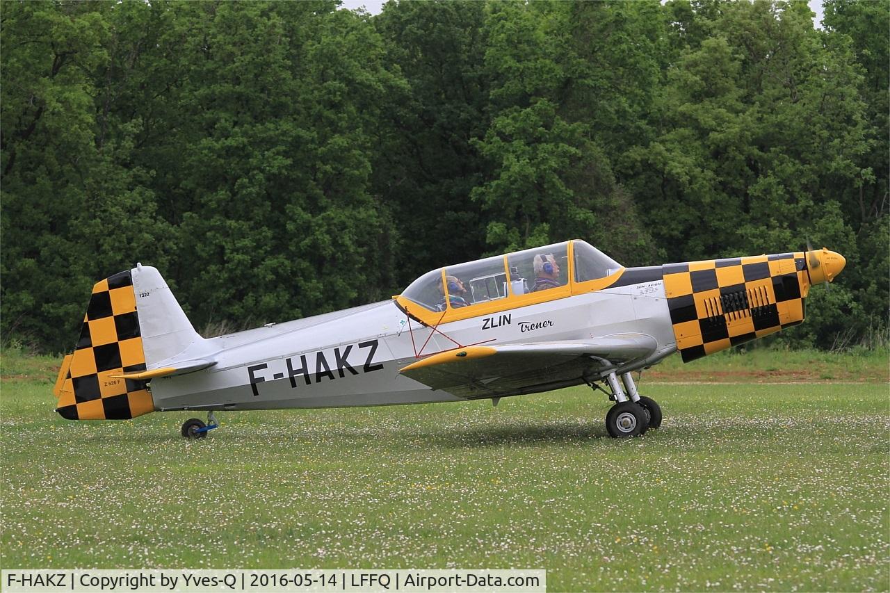 F-HAKZ, Zlin Z-526 Trener Master C/N 1322, Zlin Z-526 Trener Master, Taxiing to static park, La Ferté-Alais (LFFQ) air show 2016