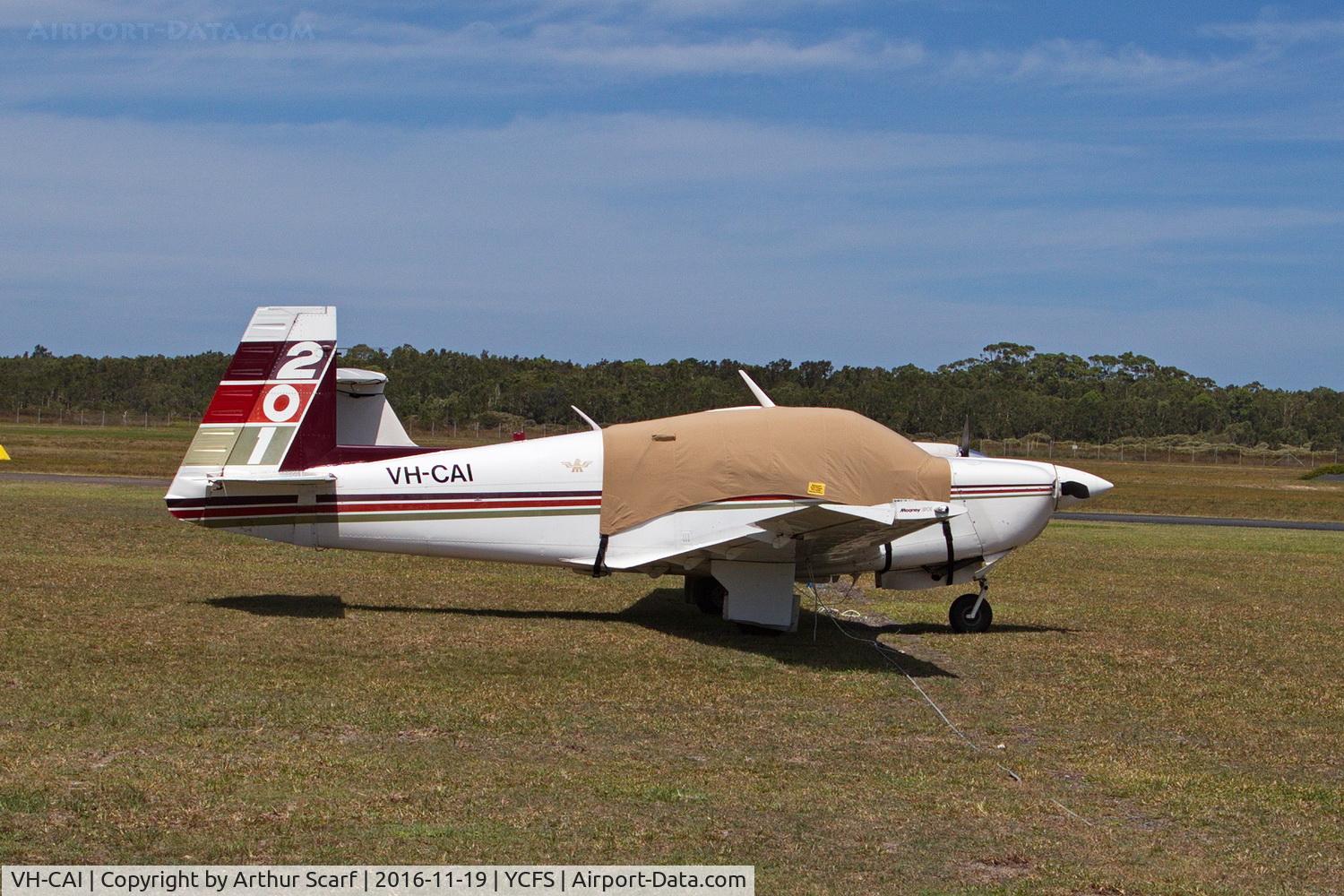VH-CAI, 1976 Mooney M20J 201 C/N 24-0039, Coffs Harbour Airport 2016
