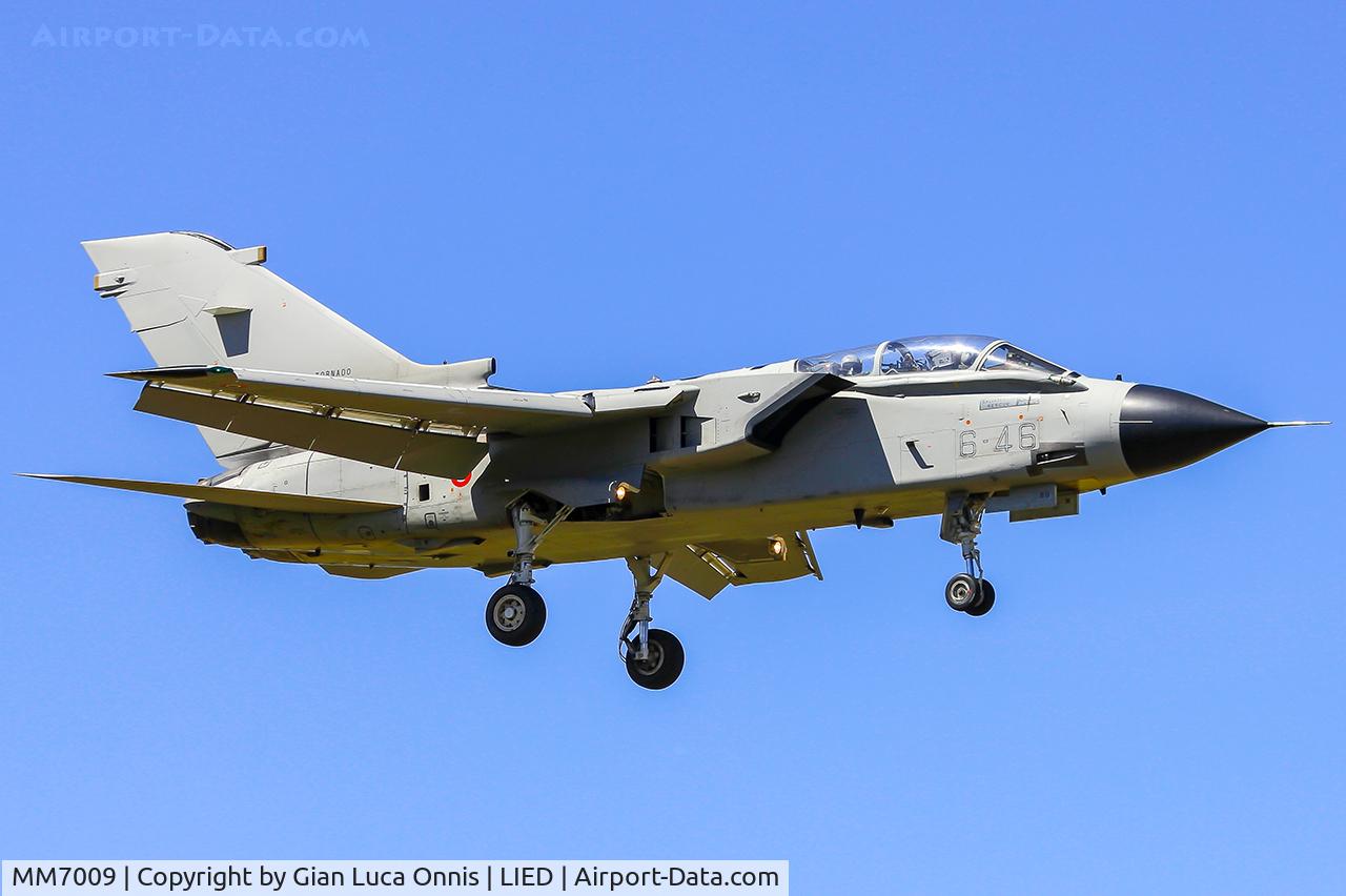 MM7009, Panavia Tornado IDS MLU C/N 125/IS008/5012, LANDING