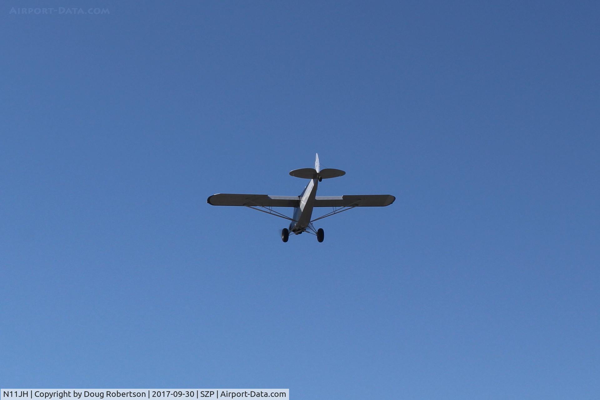 N11JH, 2016 Cub Crafters CC11-160 Carbon Cub SS C/N CC11-00415, 2016 CubCrafters CC11-160 CARBON CUB SS, Titan OX-340 CC 160 Hp, on final Rwy 22L grass, full flaps