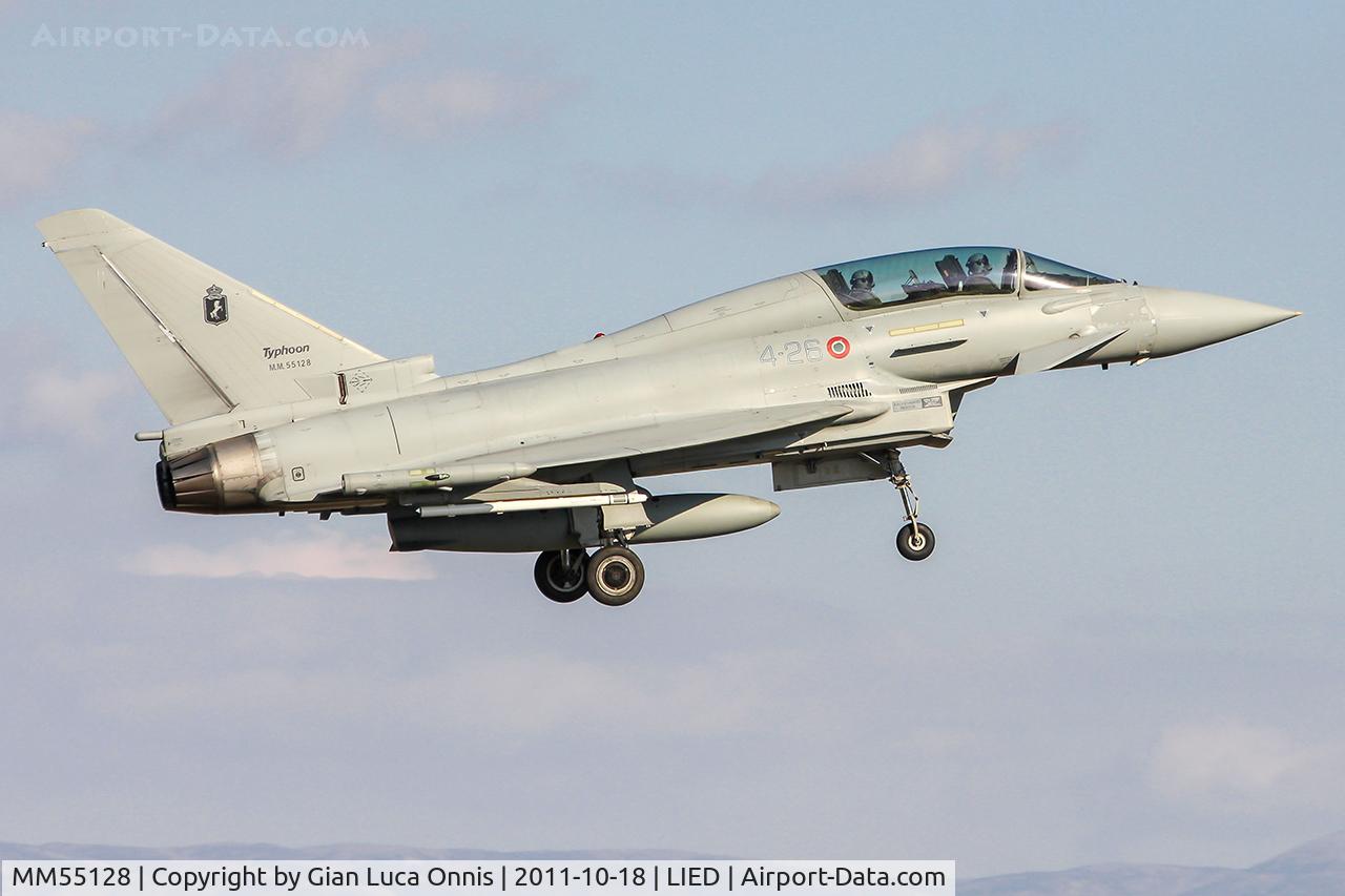 MM55128, Eurofighter EF-2000 Typhoon T C/N 066/IT007, LANDING