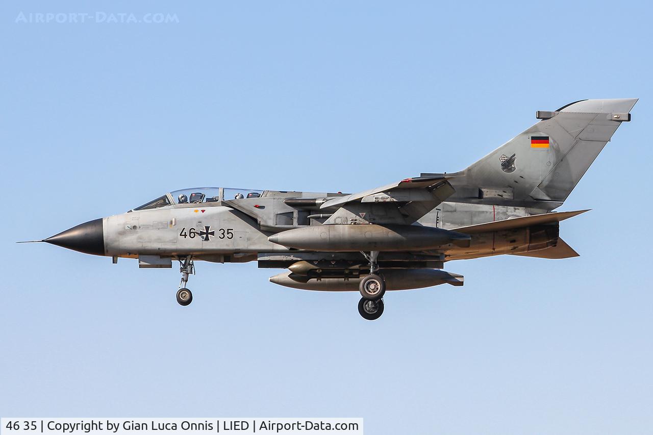 46 35, Panavia Tornado ECR C/N 848/GS268/4335, LANDING