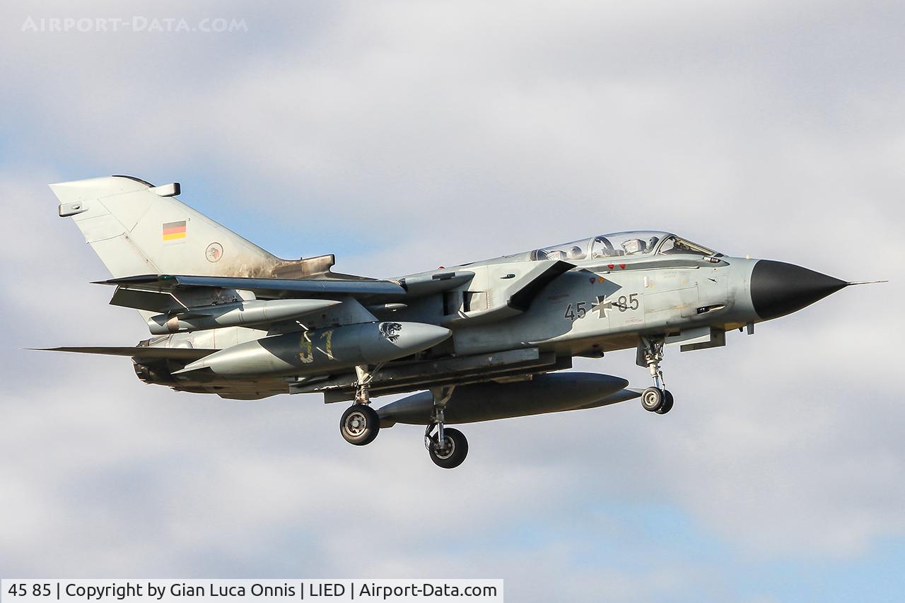 45 85, Panavia Tornado IDS C/N 708/GS226/4285, LANDING