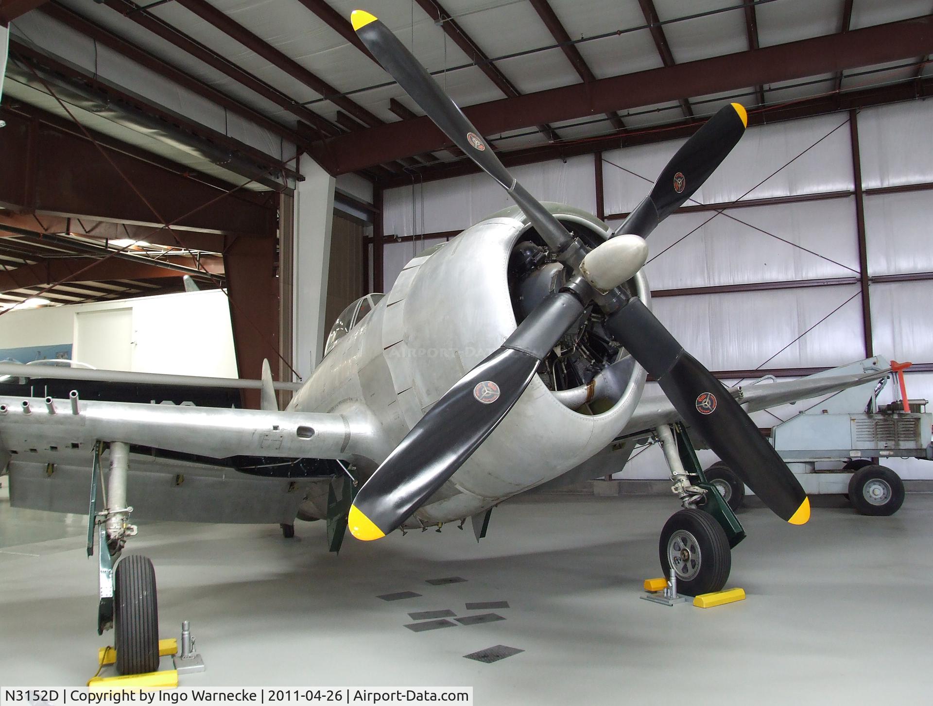 N3152D, Republic P-47D Thunderbolt C/N 45-49346, Republic P-47D Thunderbolt at the Yanks Air Museum, Chino CA