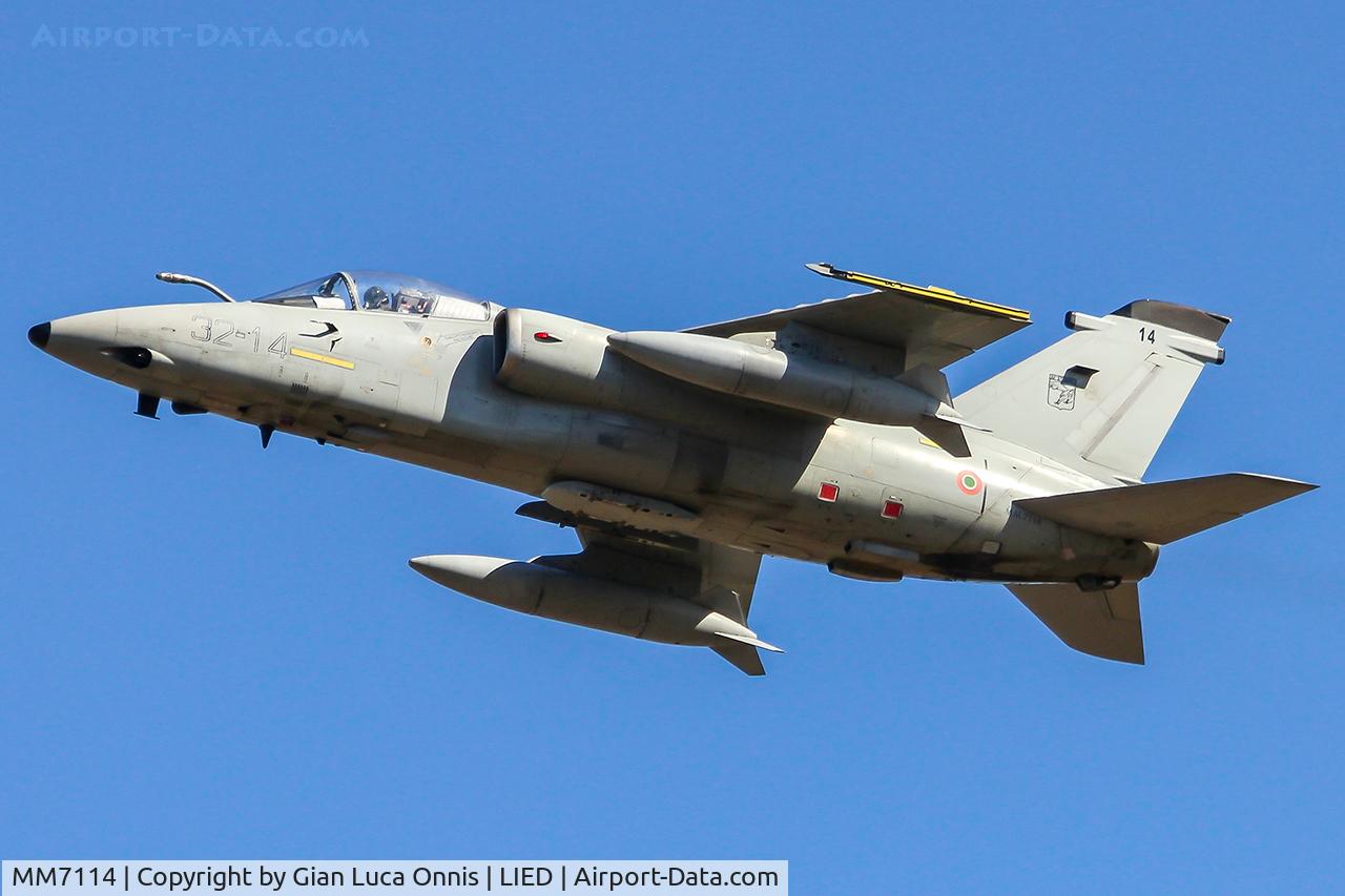 MM7114, Aermacchi AMX-ACOL C/N IX-026, TAKEOFF