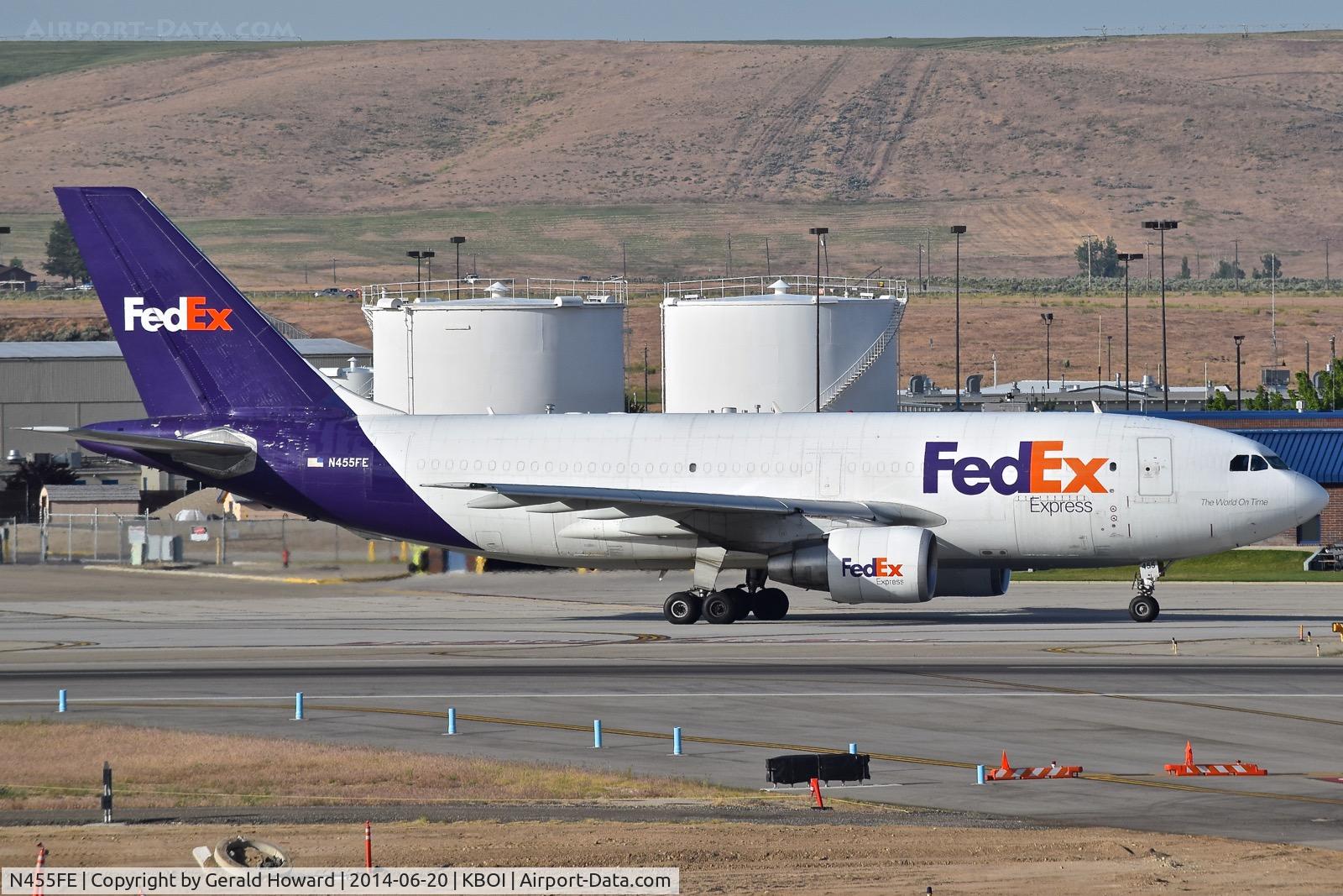 N455FE, Airbus A310-222 C/N 331, Taxiing on Bravo for RWY 10R.