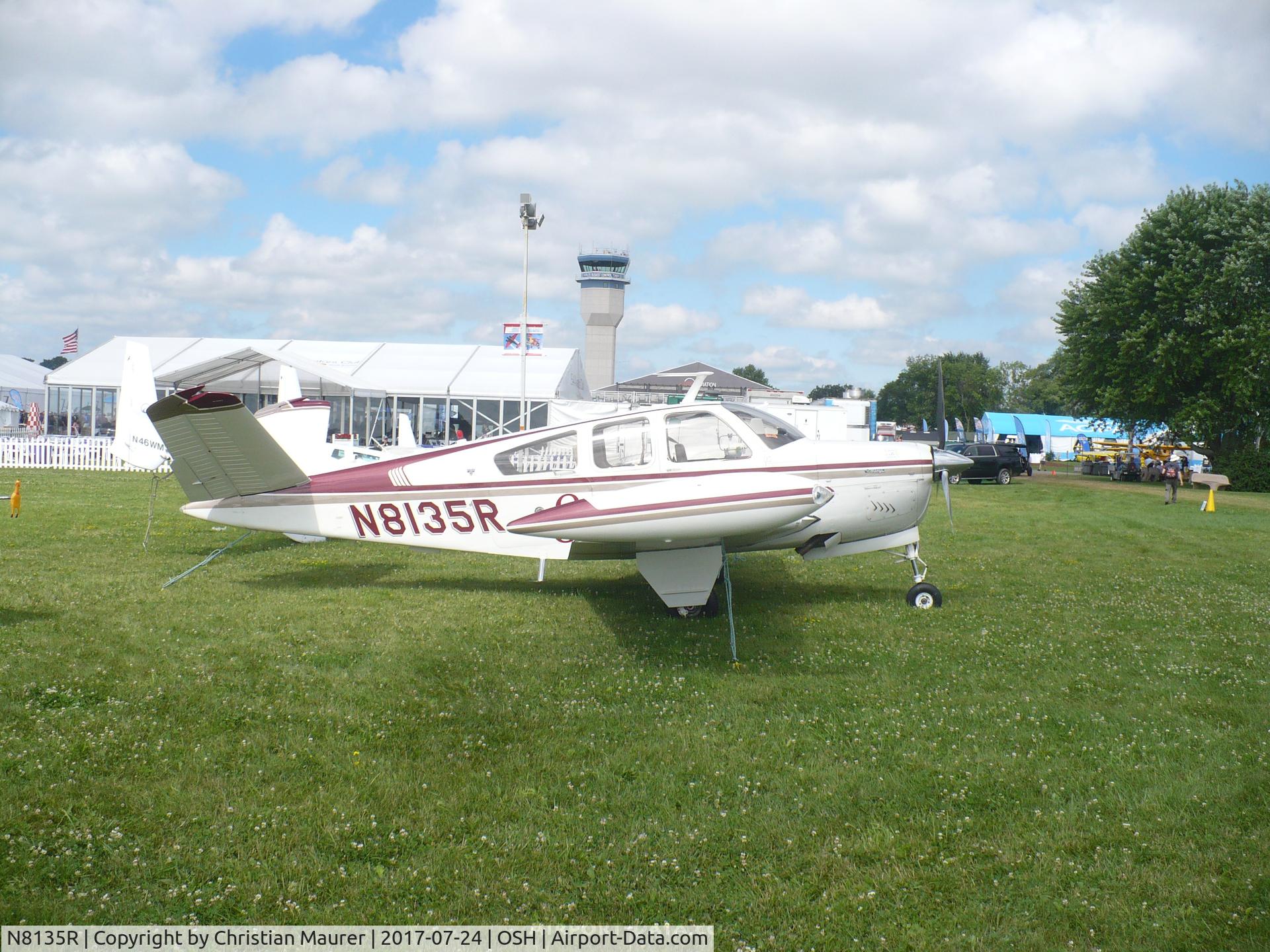 N8135R, 1974 Beech V35B Bonanza C/N D-9696, Beech V35B