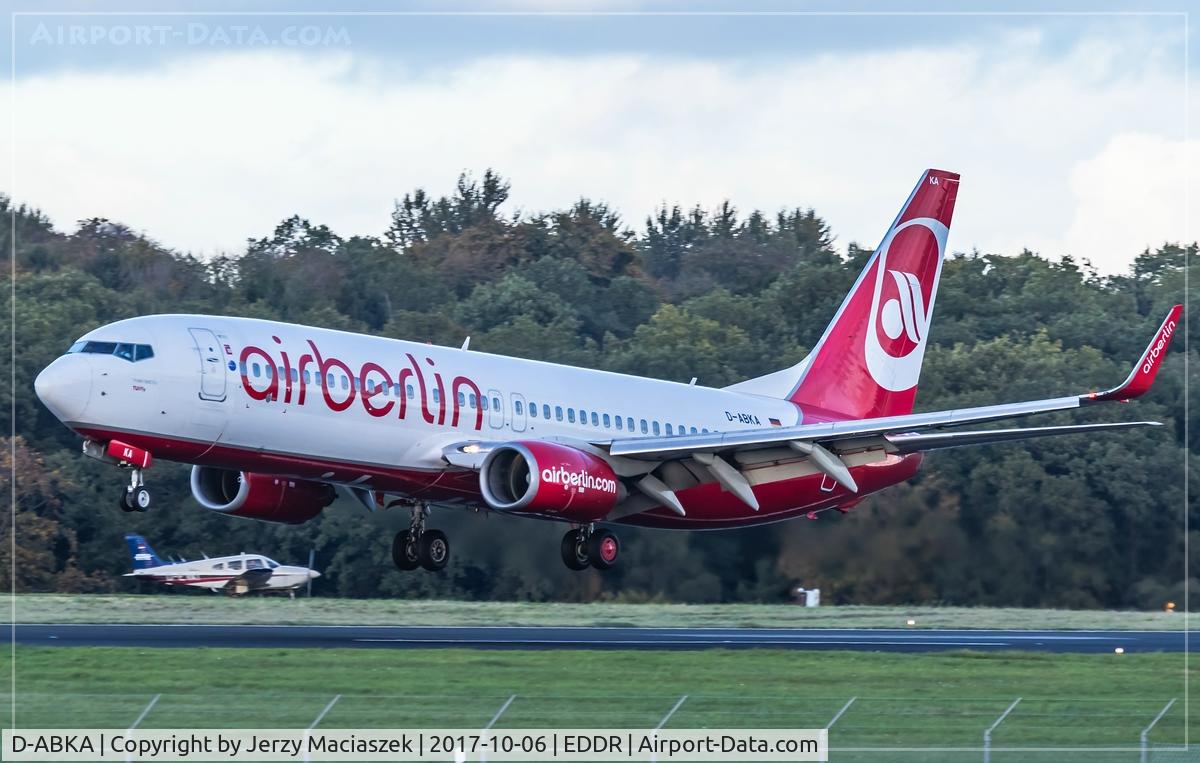 D-ABKA, 1999 Boeing 737-82R C/N 29329, Boeing 737-82R,