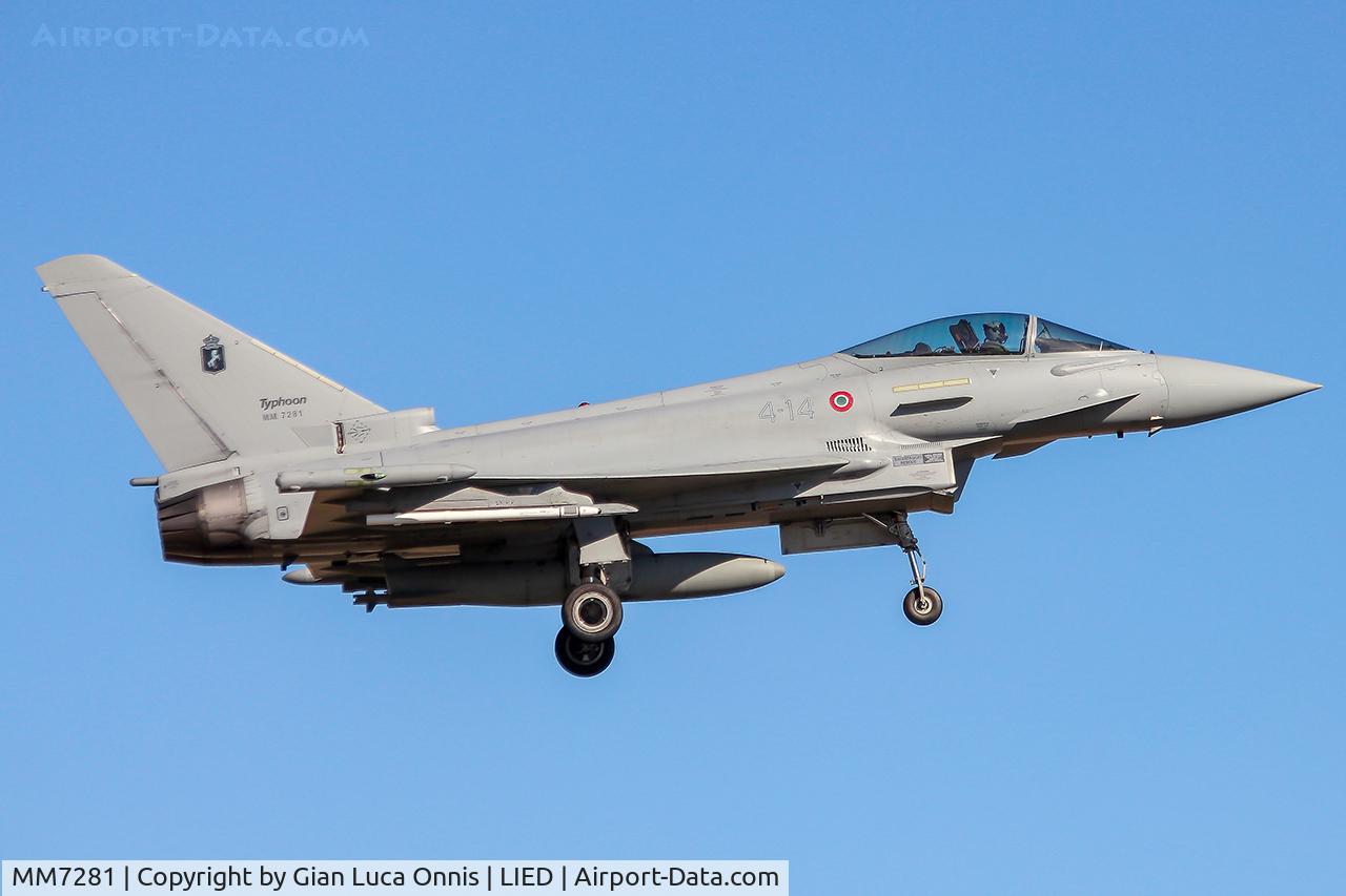 MM7281, Eurofighter EF-2000 Typhoon S C/N 112/IS013, LANDING