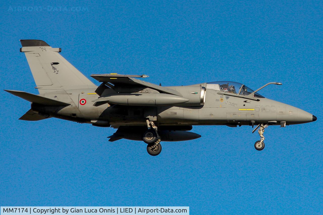 MM7174, AMX International AMX C/N IX086, LANDING (51-60)