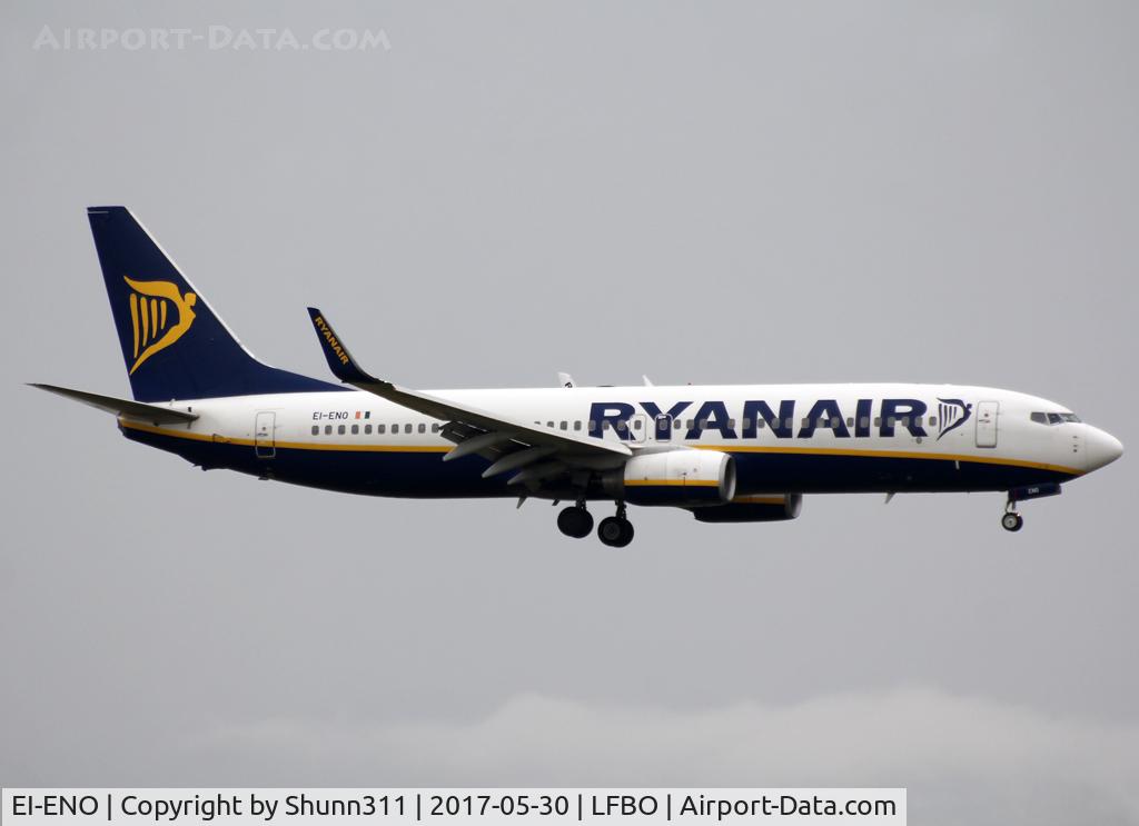 EI-ENO, 2010 Boeing 737-8AS C/N 40302, Landing rwy 32L