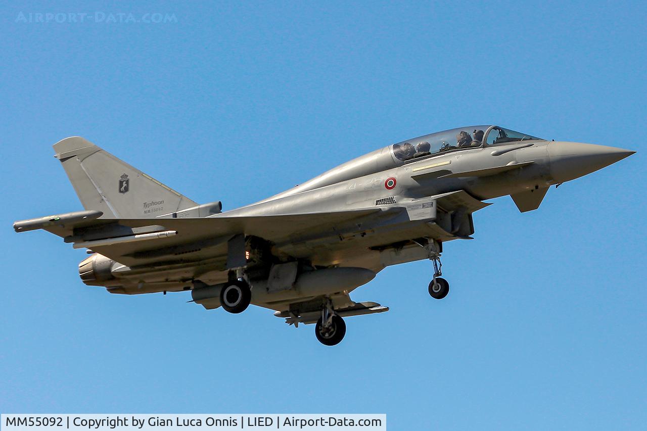 MM55092, 2003 Eurofighter EF-2000 Typhoon T C/N IT001, LANDING