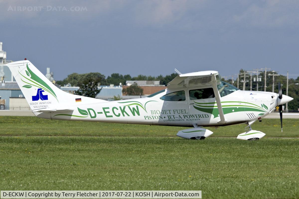 D-ECKW, Cessna 182N Skylane C/N 18260439, At 2017 EAA AirVenture at Oshkosh