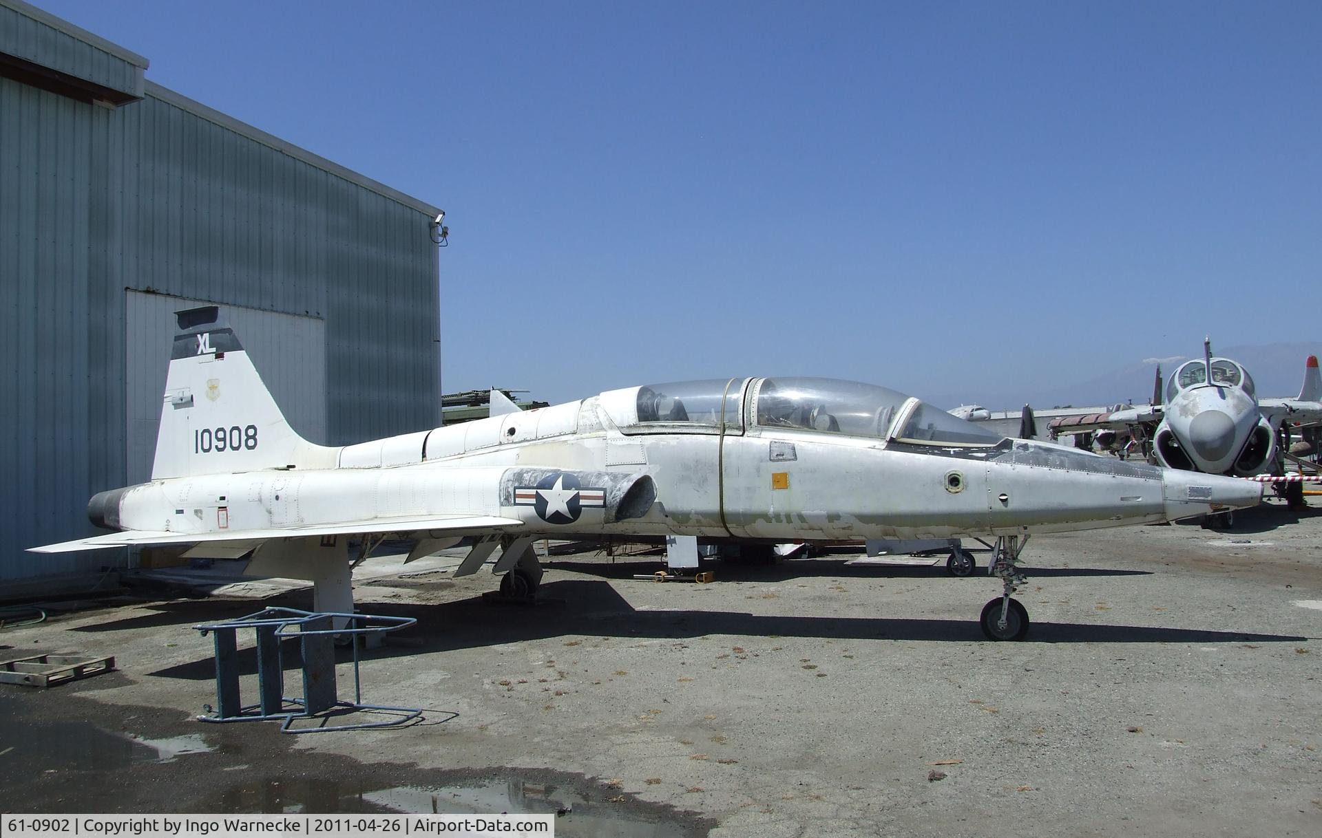 61-0902, 1961 Northrop T-38A-40-NO Talon C/N N.5268, Northrop T-38A Talon at the Yanks Air Museum, Chino CA