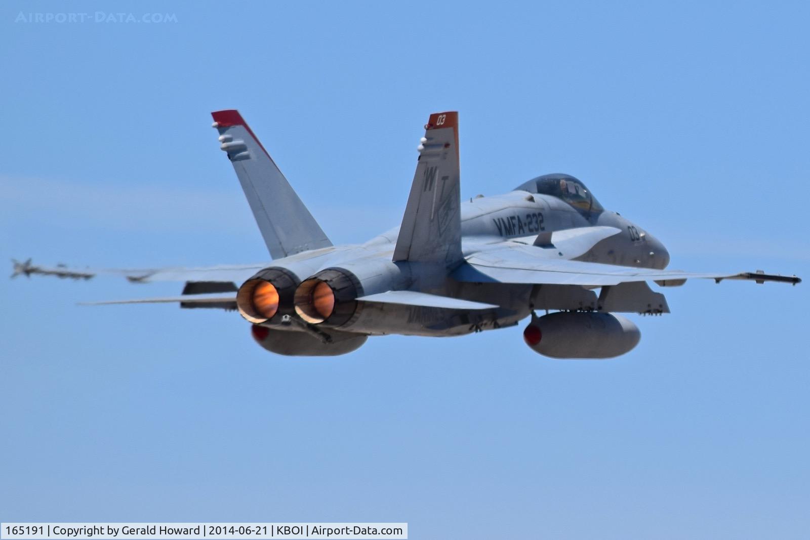 165191, McDonnell Douglas F/A-18C Hornet C/N 1331/C416, Departing BOI.  VMFA-232 