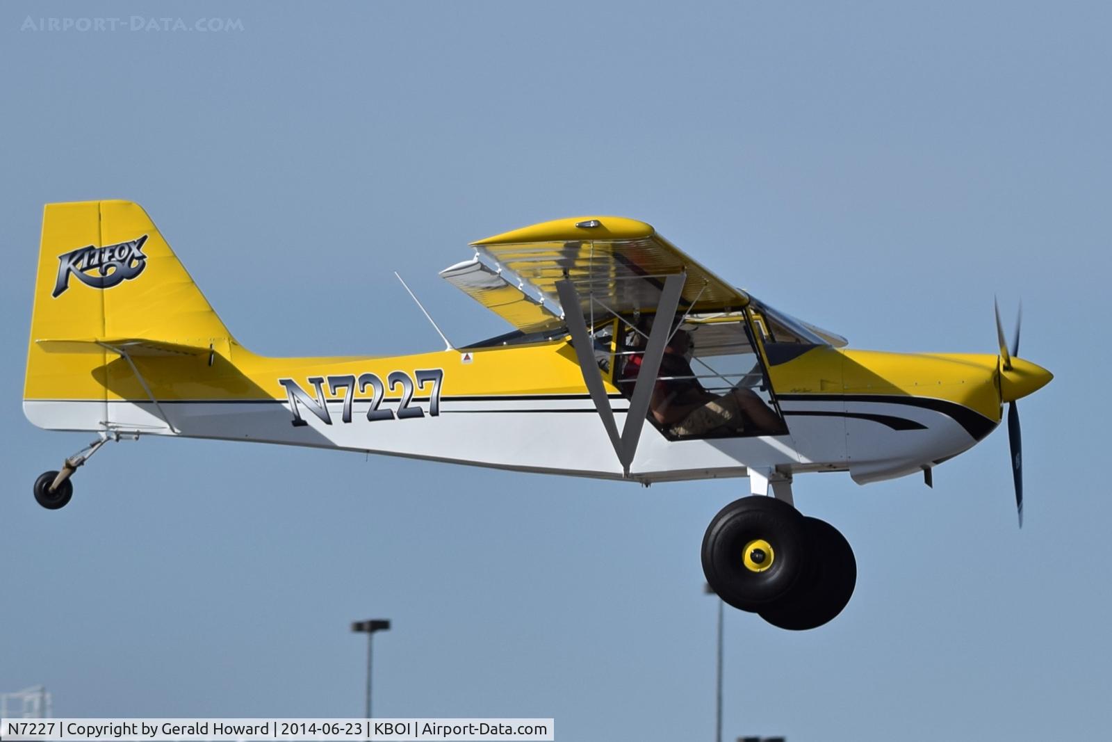 N7227, 2014 Foxair Kitfox Light Sport C/N KA13123261, Departing BOI.