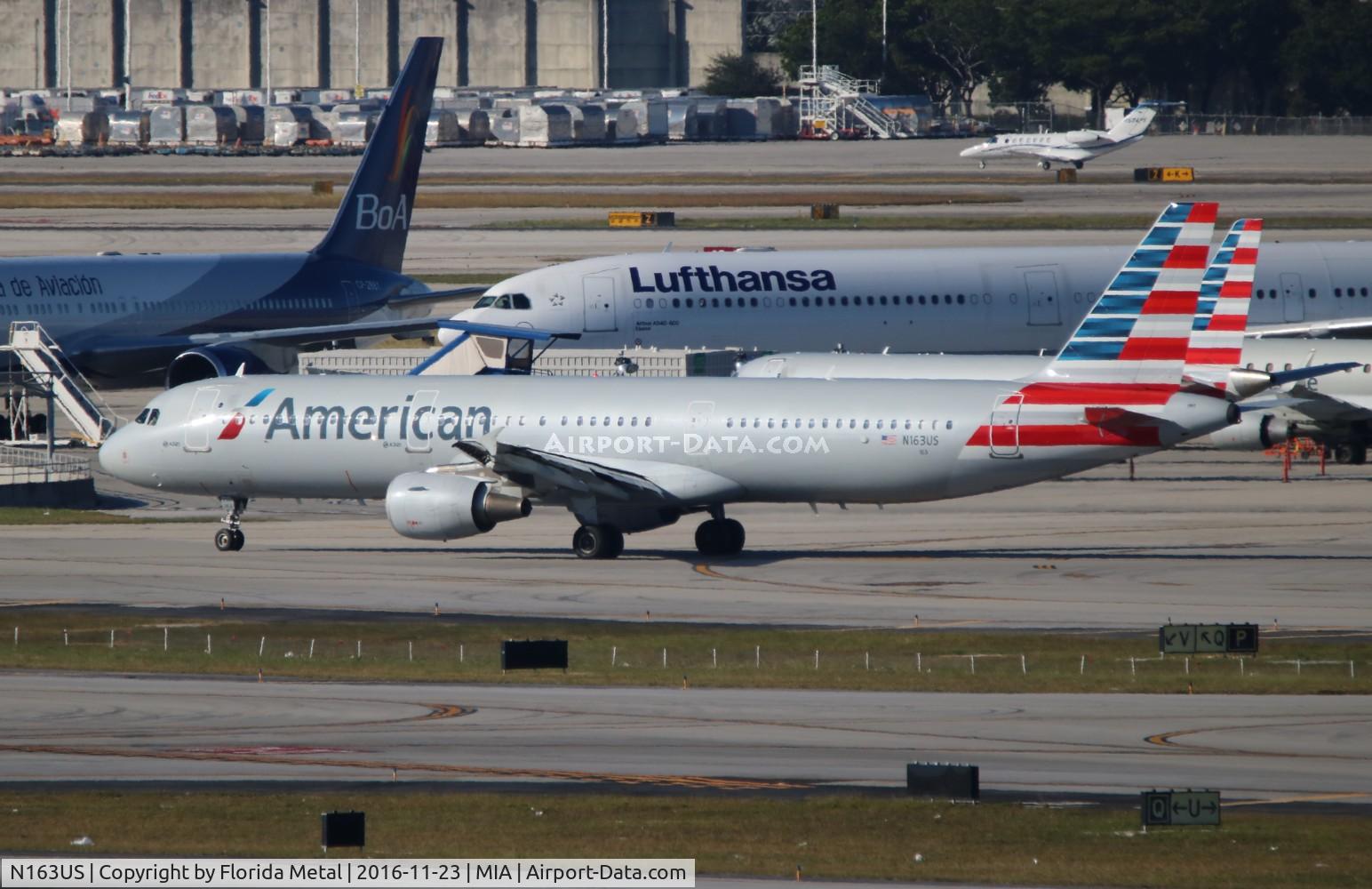 N163US, 2001 Airbus A321-211 C/N 1417, American