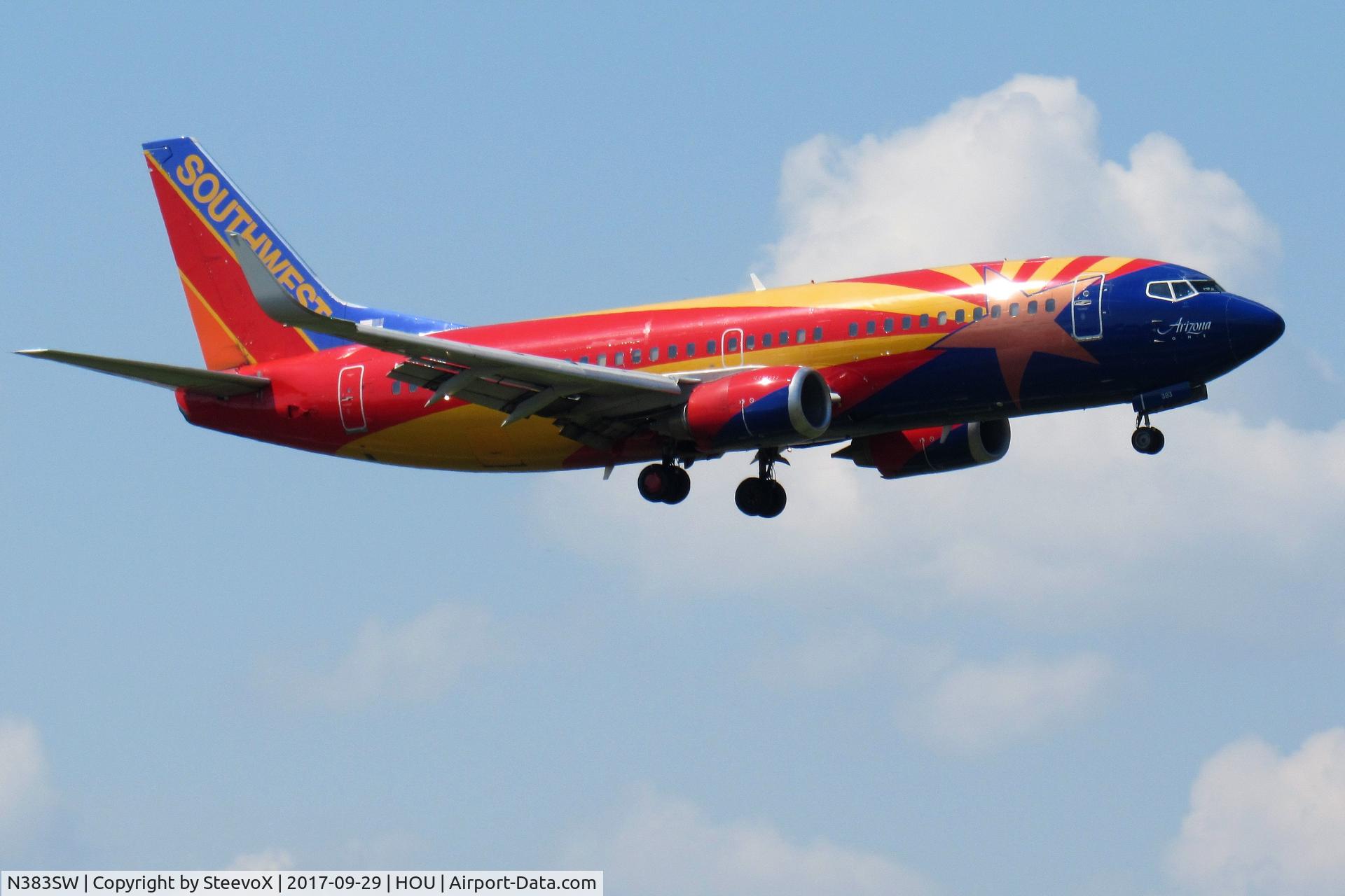 N383SW, 1994 Boeing 737-3H4 C/N 26589, Arizona One Boeing 737-300 on her last day in service with one of 2 flights into Hobby ..