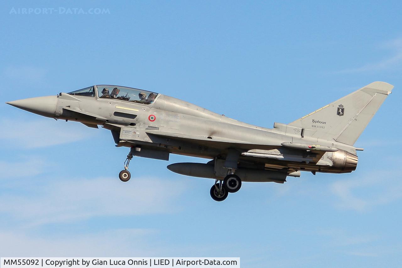 MM55092, 2003 Eurofighter EF-2000 Typhoon T C/N IT001, landing