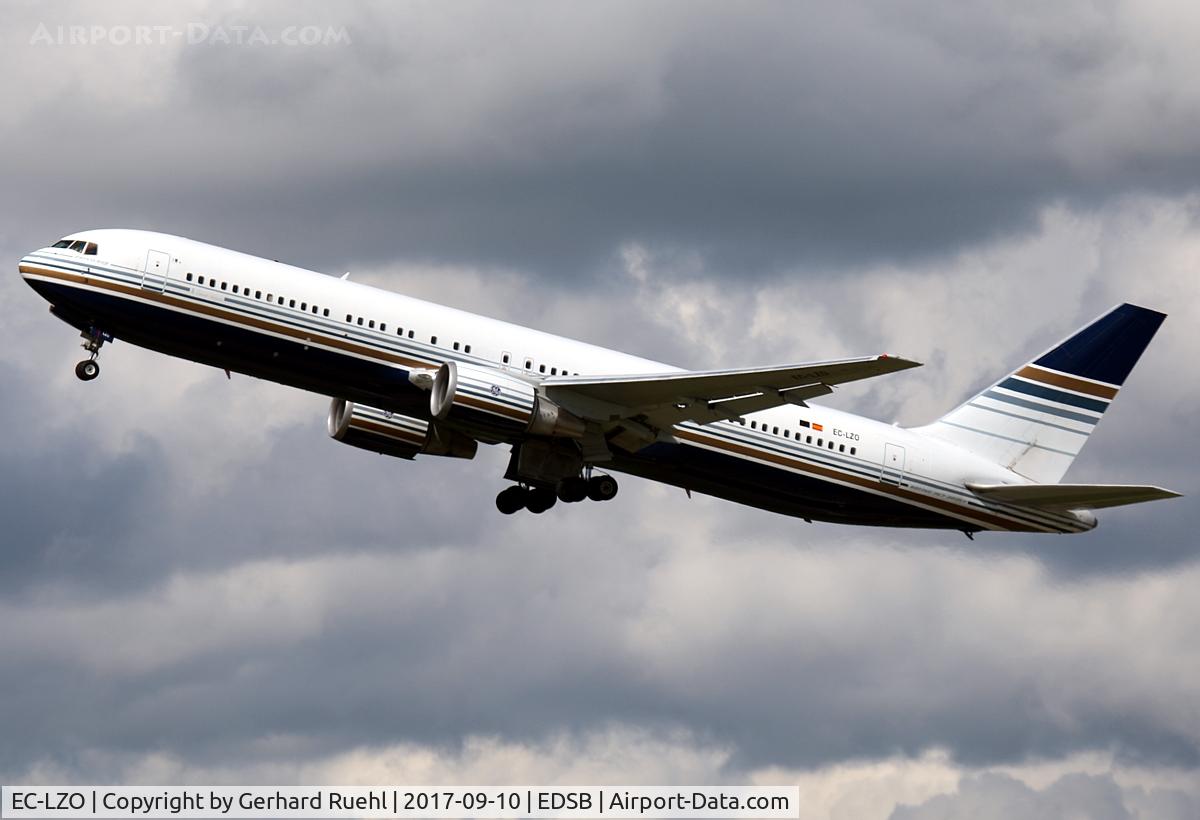 EC-LZO, 1995 Boeing 767-35D/ER C/N 27902, operated by Corendon