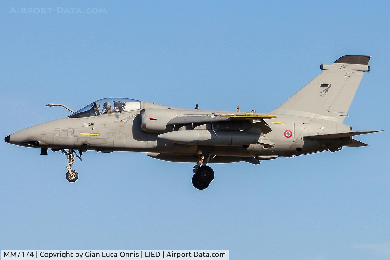 MM7174, AMX International AMX C/N IX086, LANDING (51-60)